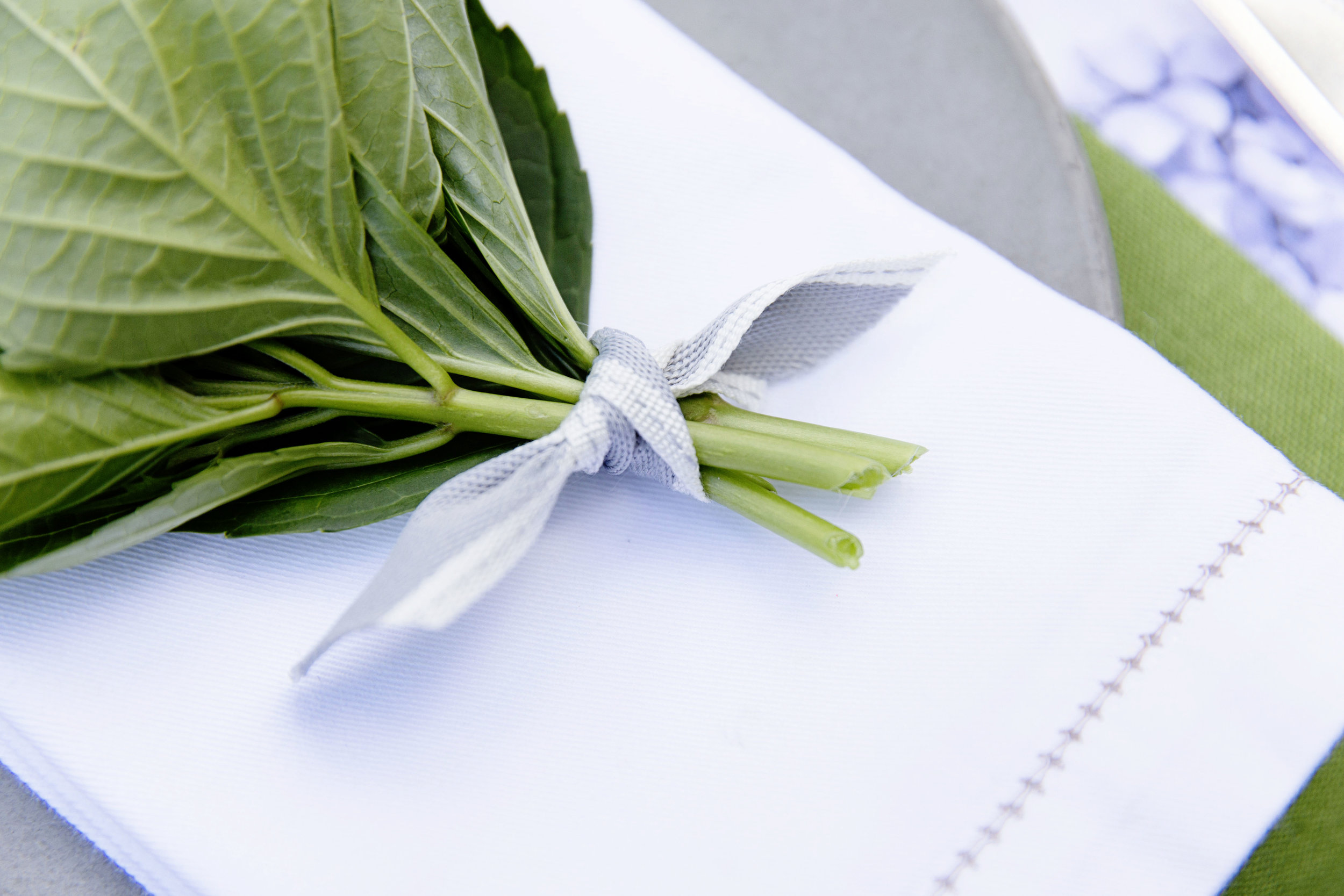 Hydrangea Table 006.JPG