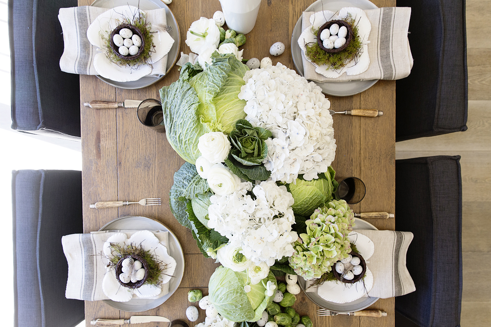 Easter Cabbage Table 009.JPG