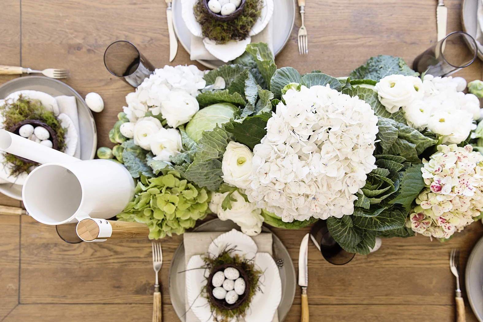 A Farm Inspired Easter Table Setting