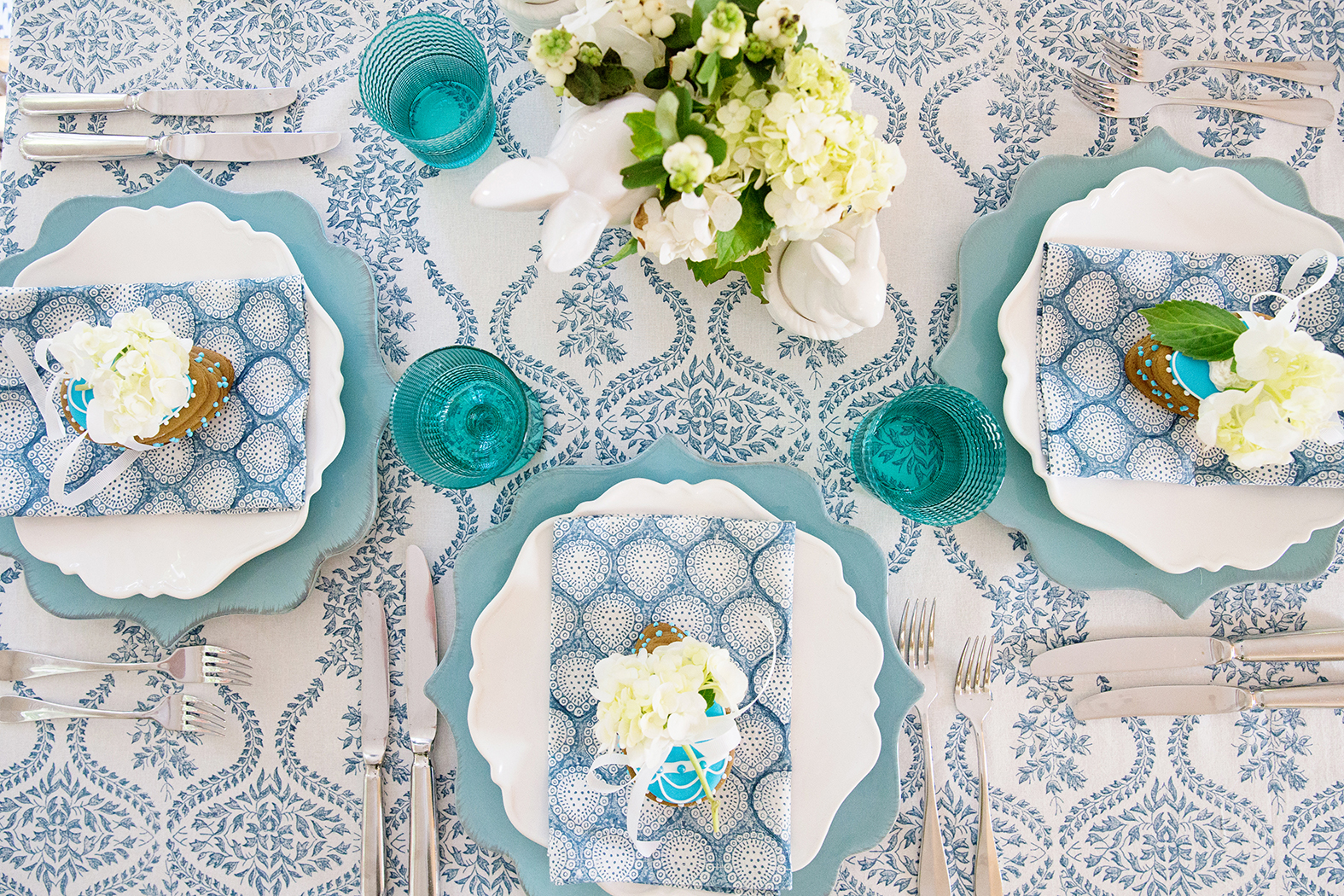 Blue White Easter Table 013.jpg