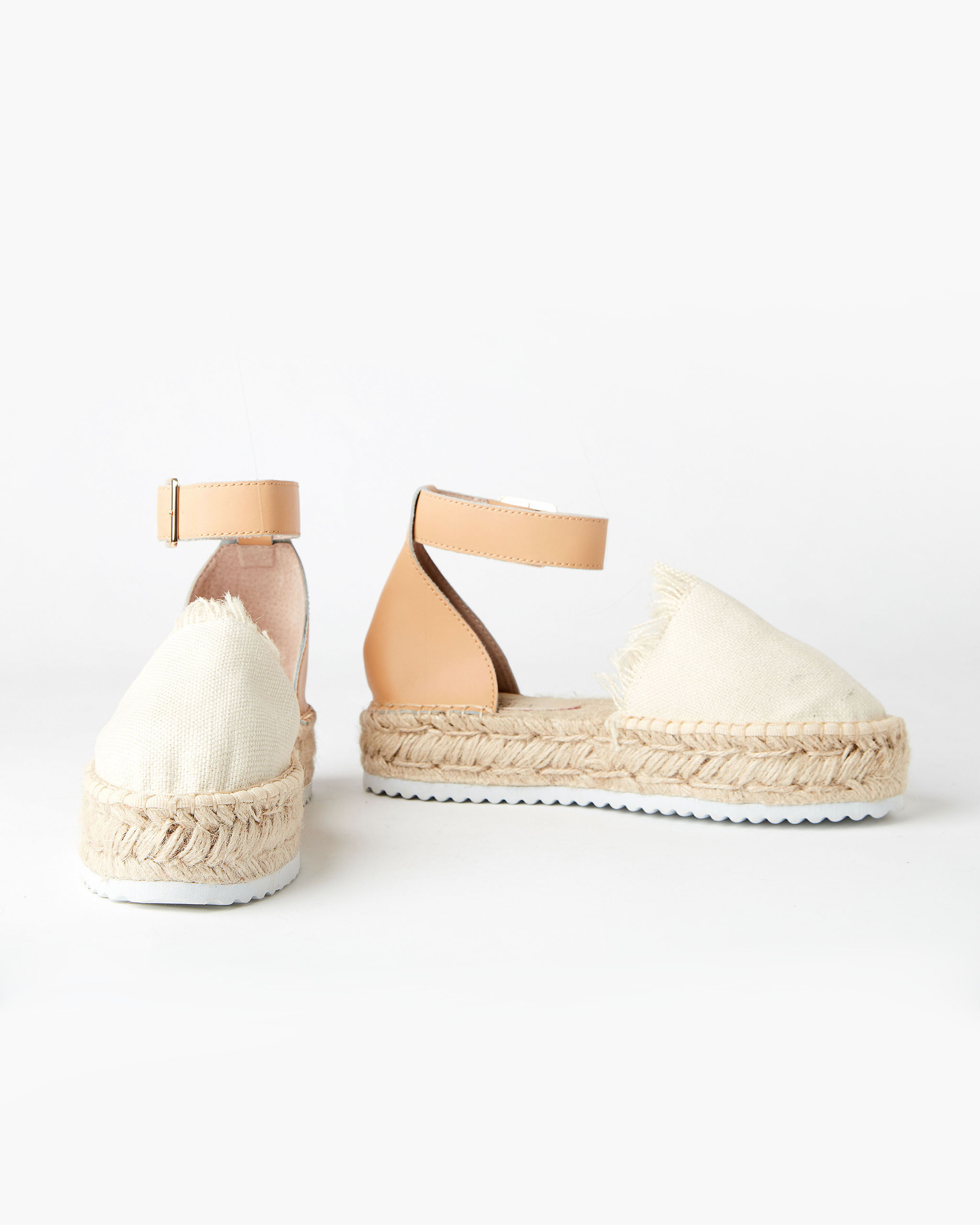 Chyka-Fringe_Espadrille_Natural_02.jpg