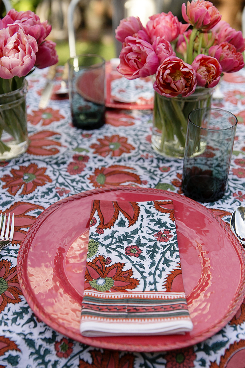 Tulip Table 041.JPG