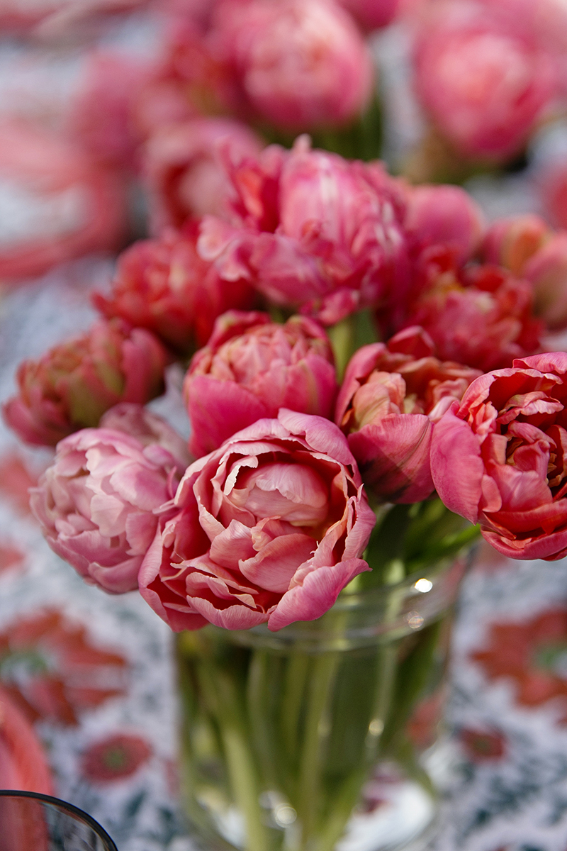 Tulip Table 034.JPG