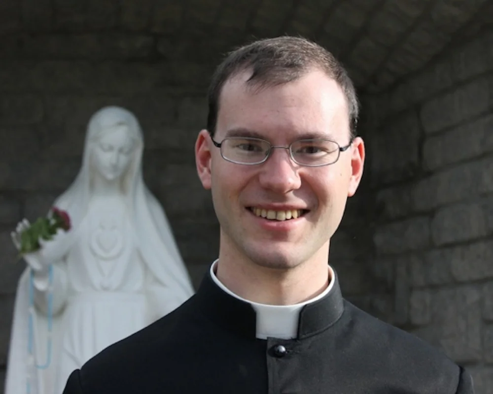 Jesus Wept: The Death of Father Kenneth Walker, FSSP — Beyond These ...