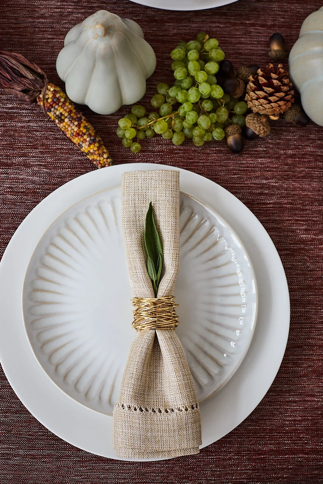 TheStudiobyMicole_Juniper_Red_Table_Linen_0208_IG.jpg