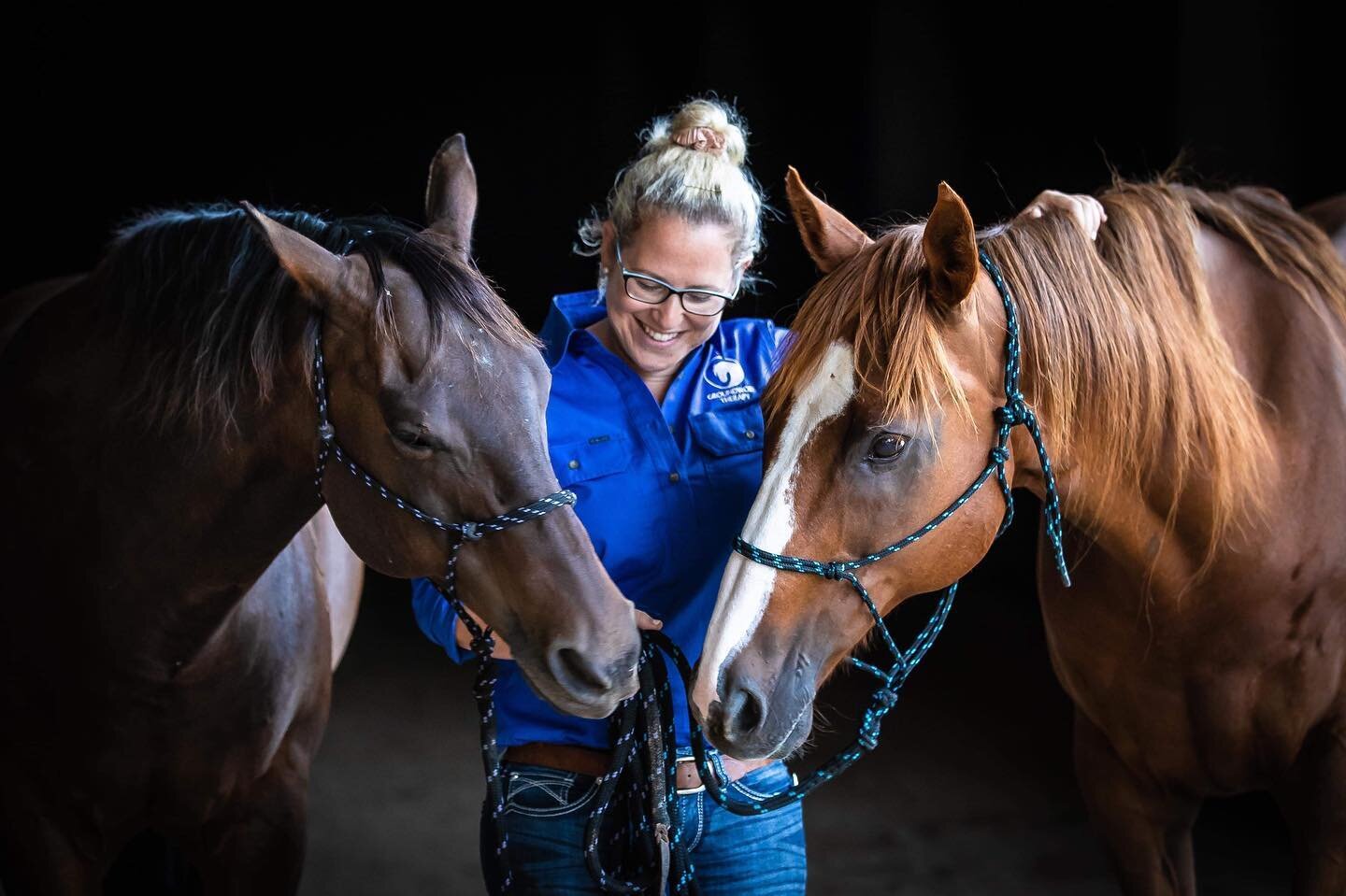 The Team 🖤
Monkey, Doc, Pheobe &amp; Bolt 

Brit you are incredible!! Huge thankyous for such special photos ❤️
and how cool to have your lens on the Groundwork Therapy workshops.

@brittany_mcvicar_photography 
@groundworktherapy