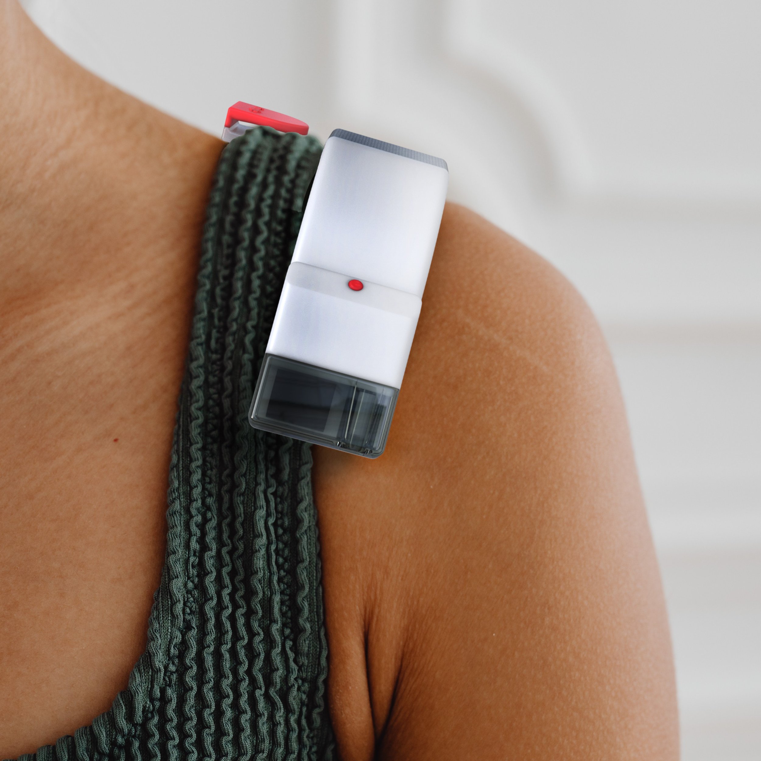 Nguuyen_Trang_tile.jpg Trang Nguyen.jpeg