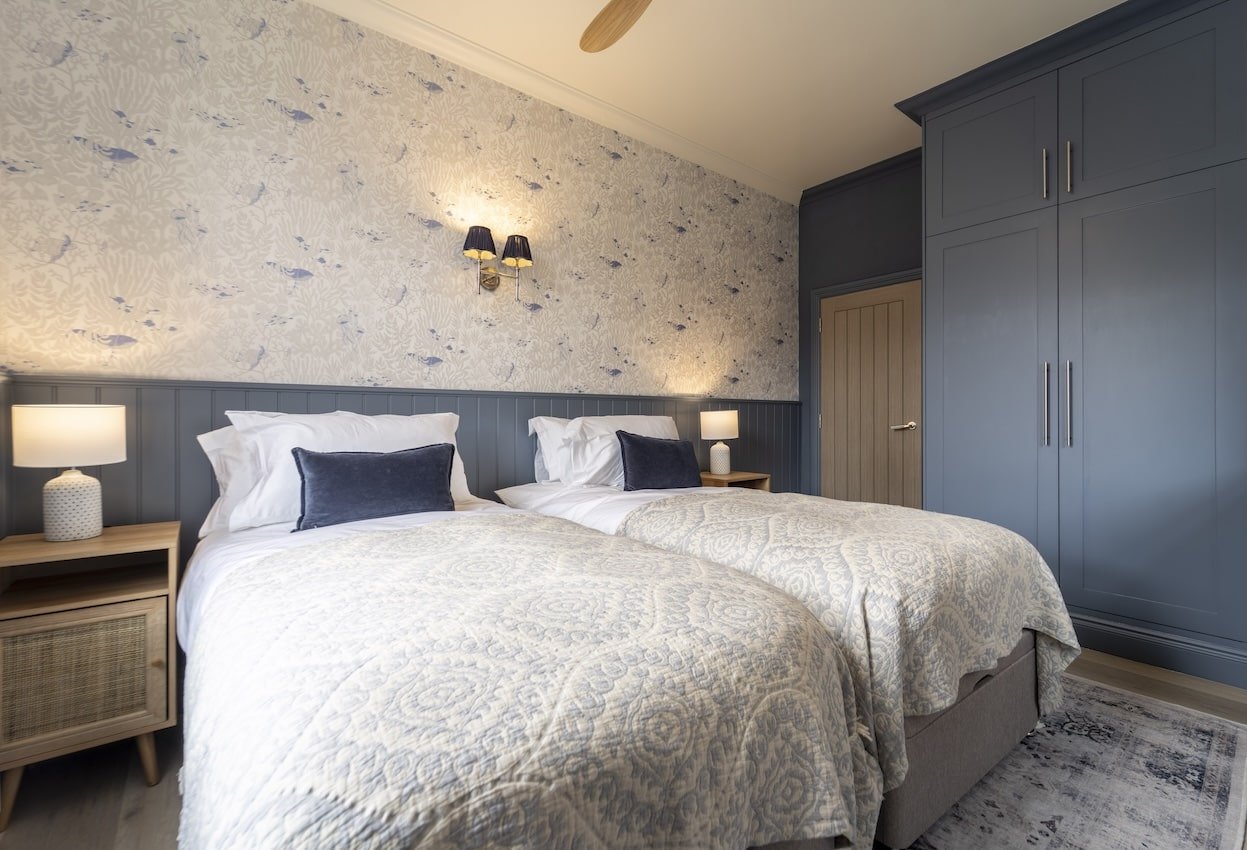 The Chines, Apartment 2 - Swanage Beach Place twin bedroom 3.jpg