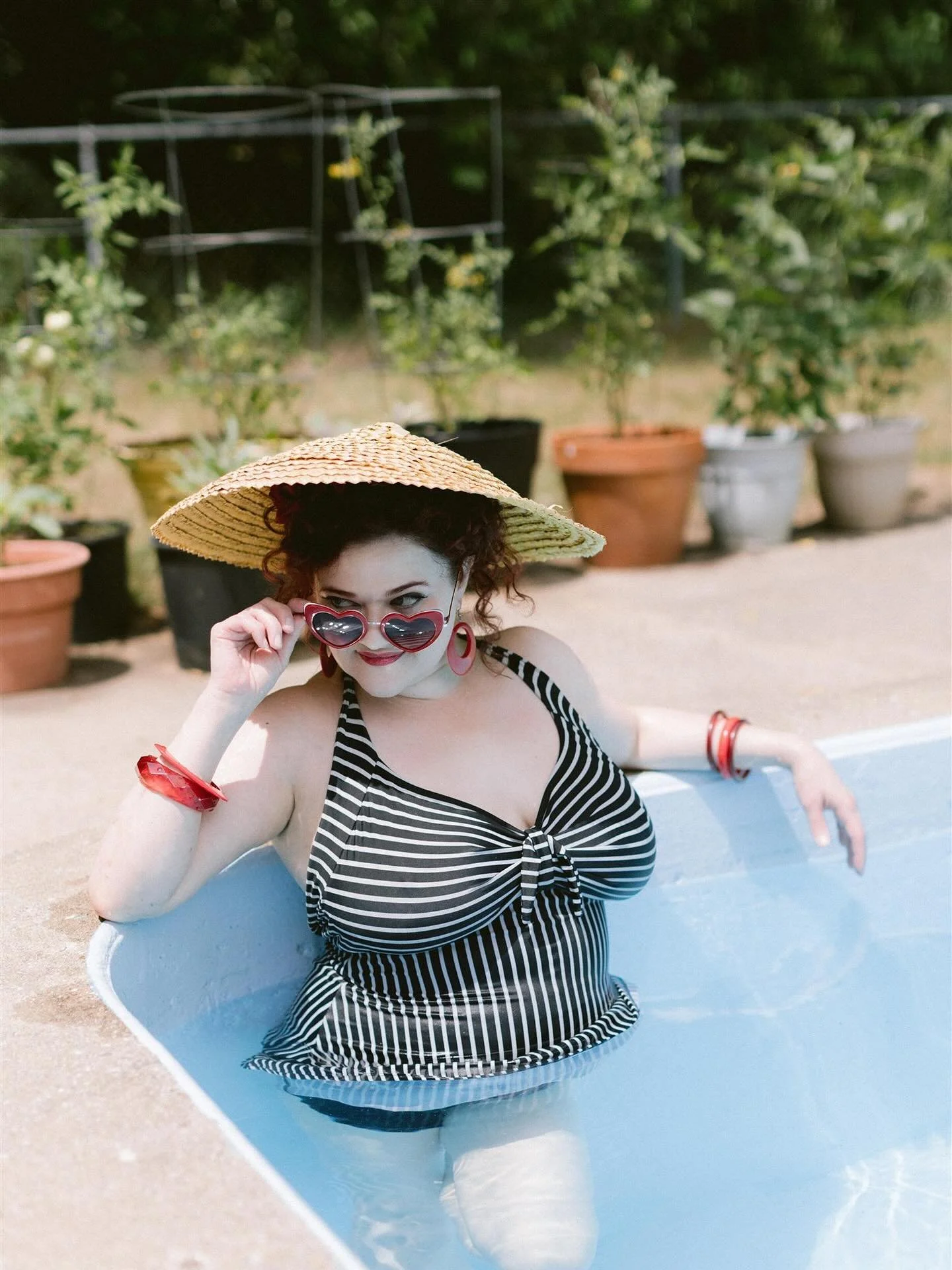 Missing summer already! 🥺❤️

Good thing you can start planning your 2026 sessions with me now! My annual Small Business Sale drops November 28, but early access opens November 27 at 8 AM! Visit the link in my bio to see what&rsquo;s coming and sign 