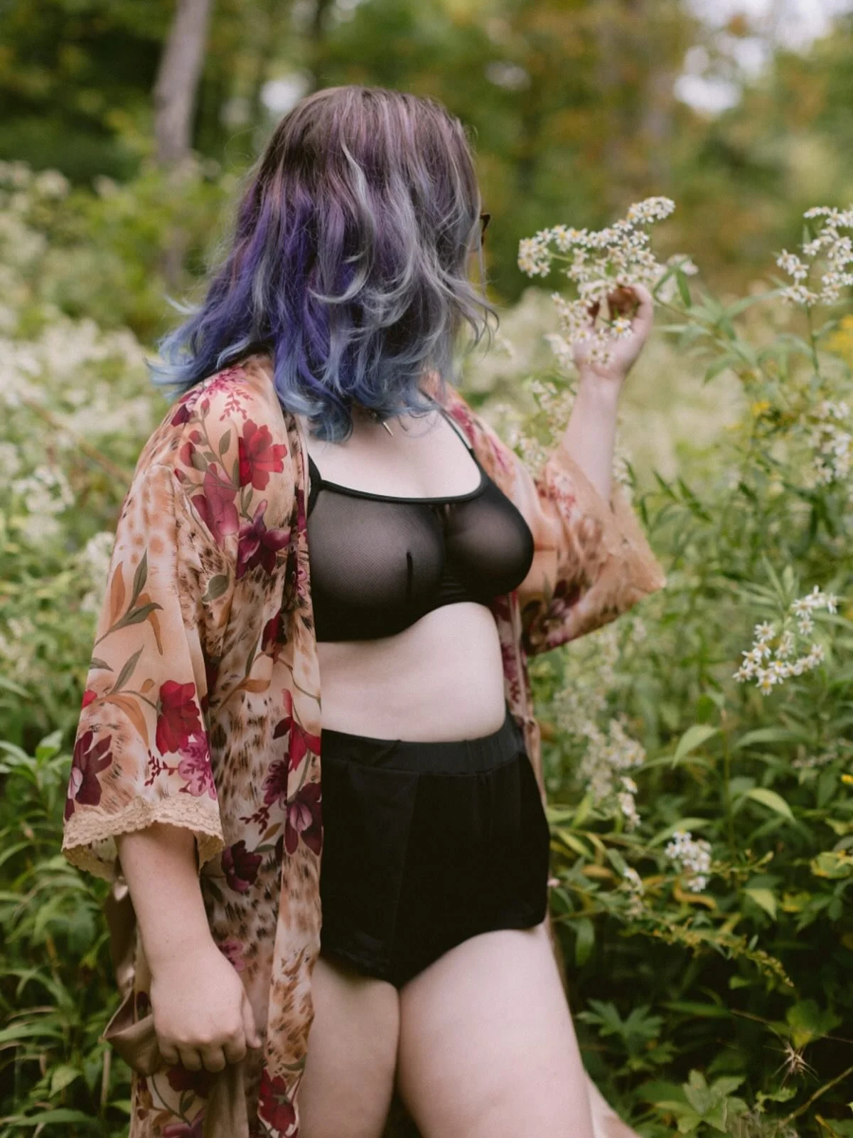 Caring for myself is not self-indulgence; it is self-preservation, and that is an act of political warfare.

✨ refusing to be consumed
✨ refusing shame around your needs
✨ refusing to treat your body, time, and spirit as expendable

What part of your