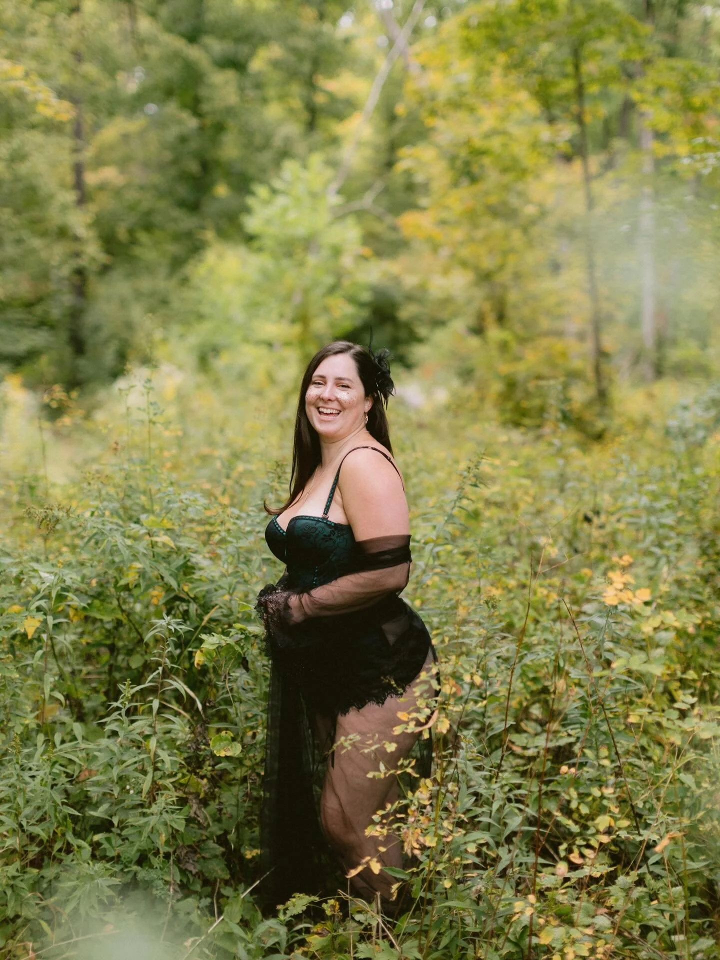 Beauty isn&rsquo;t found, it&rsquo;s remembered in the way we see ourselves. 🧚🏼&zwj;♀️💛

Registration for River Wild Summer Camp opens next week! Your own individual photo session, plus a small group shoot in the woods and along the river, and so 