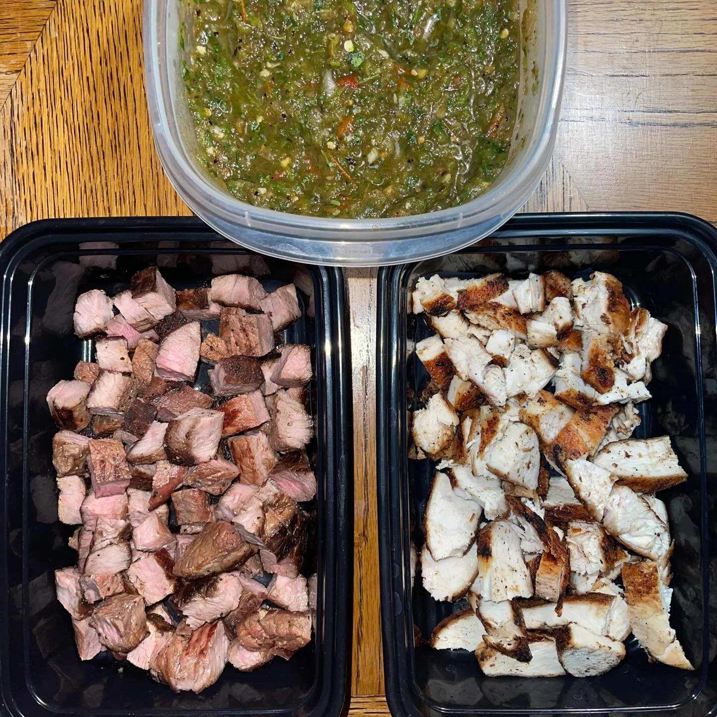 Meal Prep / kitchen prep

Having a consistent eating and nutrition structure is key to looking and performing how you want.

The perfect strategy would be to eat the same exact thing every day! 

The reality is most people can&rsquo;t sustain that wa