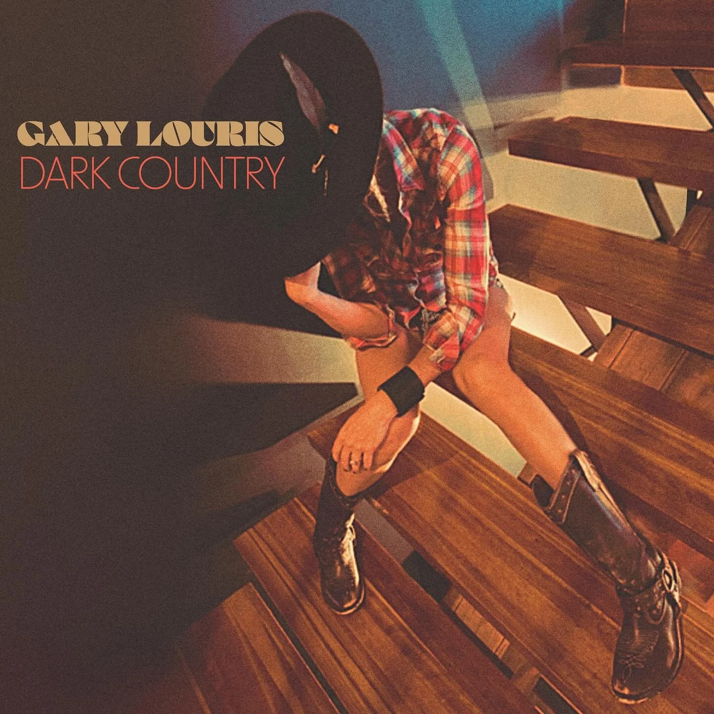 The 3rd Gary Louris solo album Dark Country came out 4 months ago this weekend. Have you picked it up yet? Buy/stream link via Flowpage link in bio.