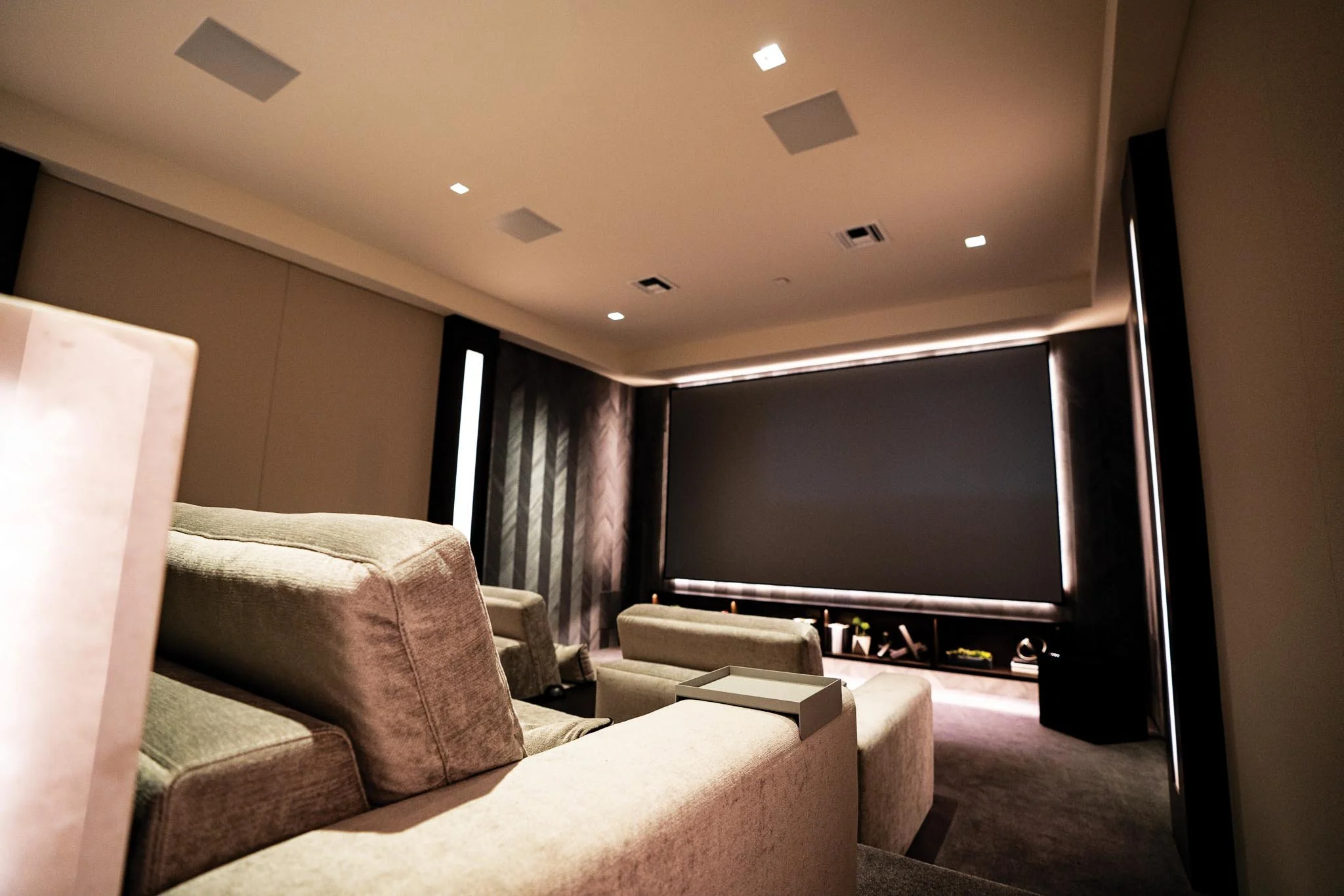 Home Theater Design and Installation in McLean: What You Need to Know Before You Build</span>