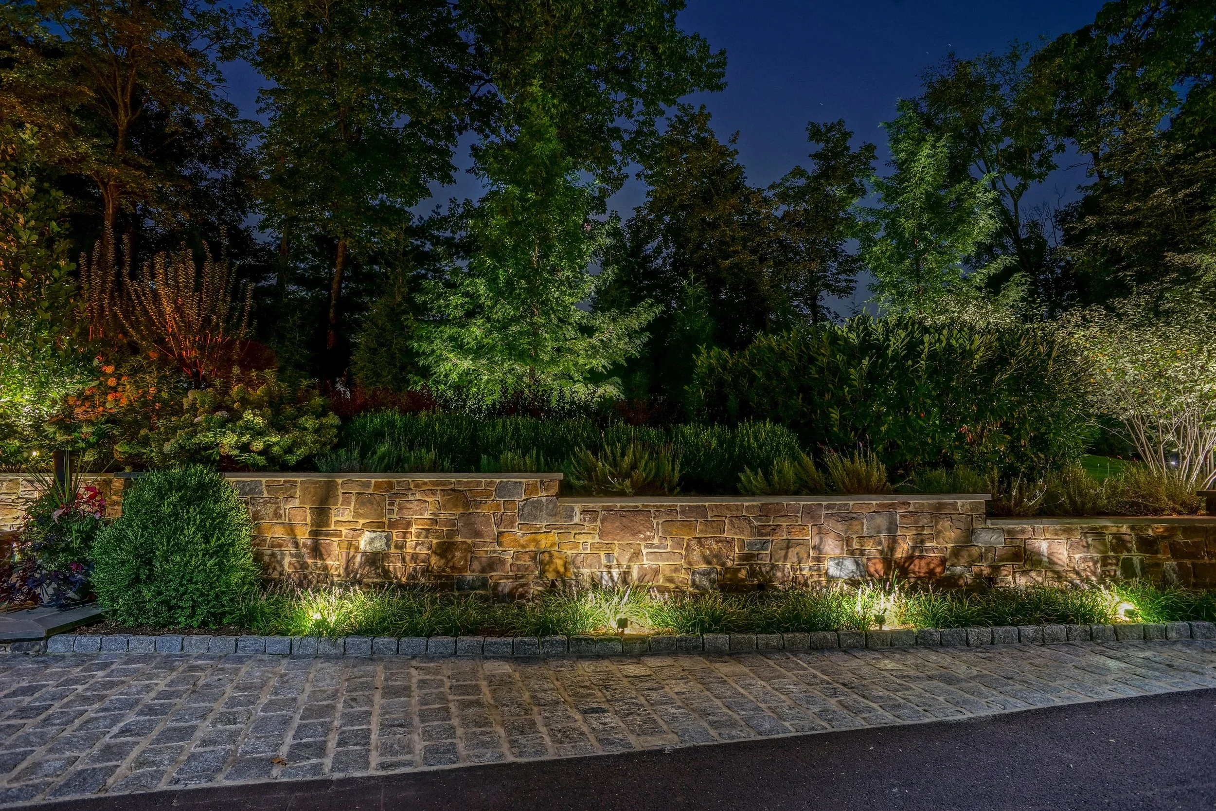 Coastal Source Washlights_stone wall.jpg