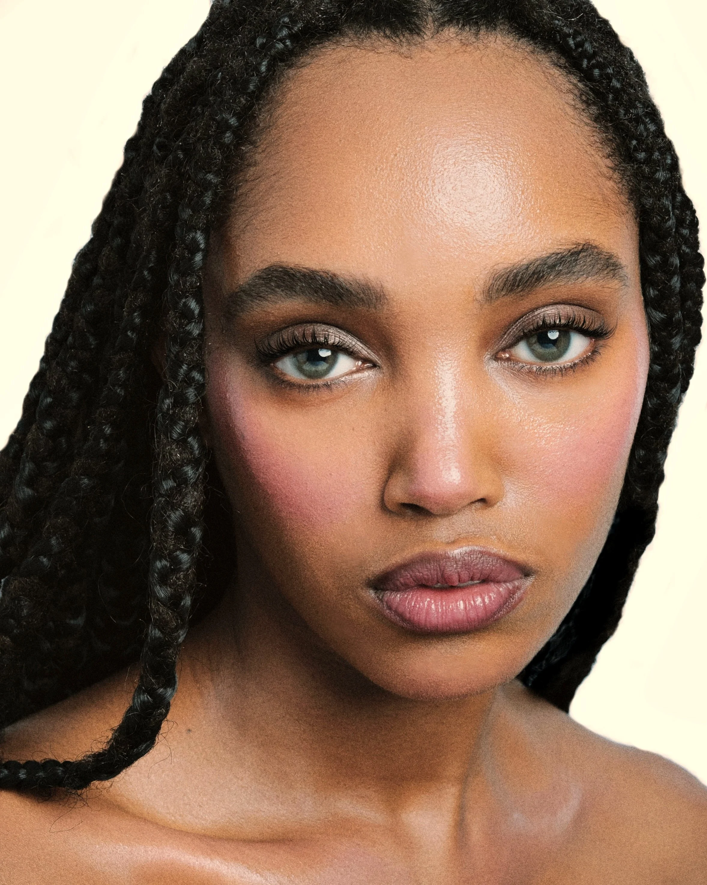 Natural makeup By LA makeup artist Mila Kwan for Black skin tone model 