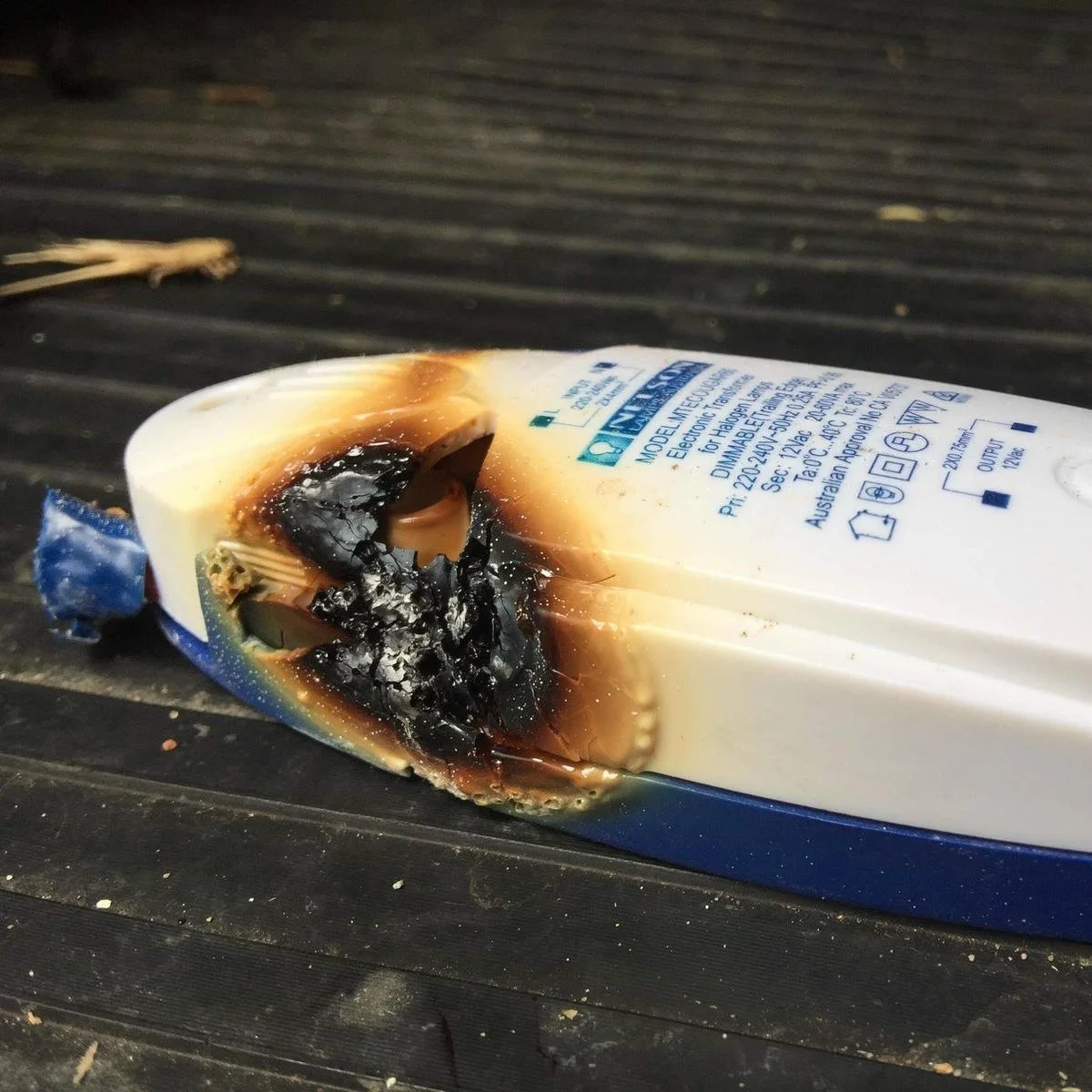 burnt-halogen-transformer-electrical-repair.jpg
