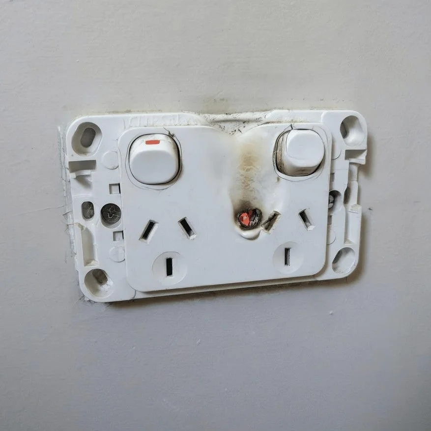 burnt-power-point-electrical-fault.jpg