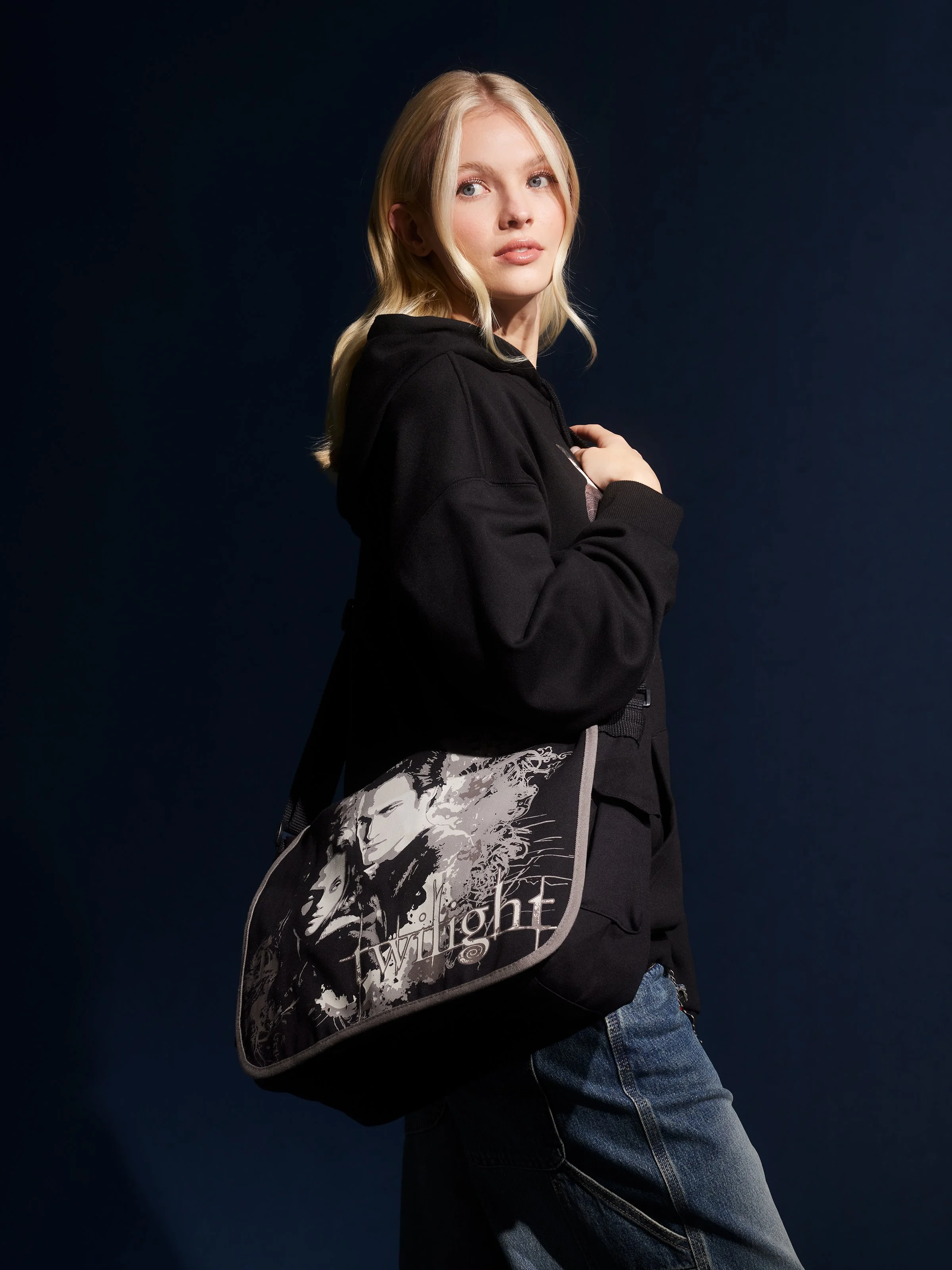 971195_black_outfit_l.jpg