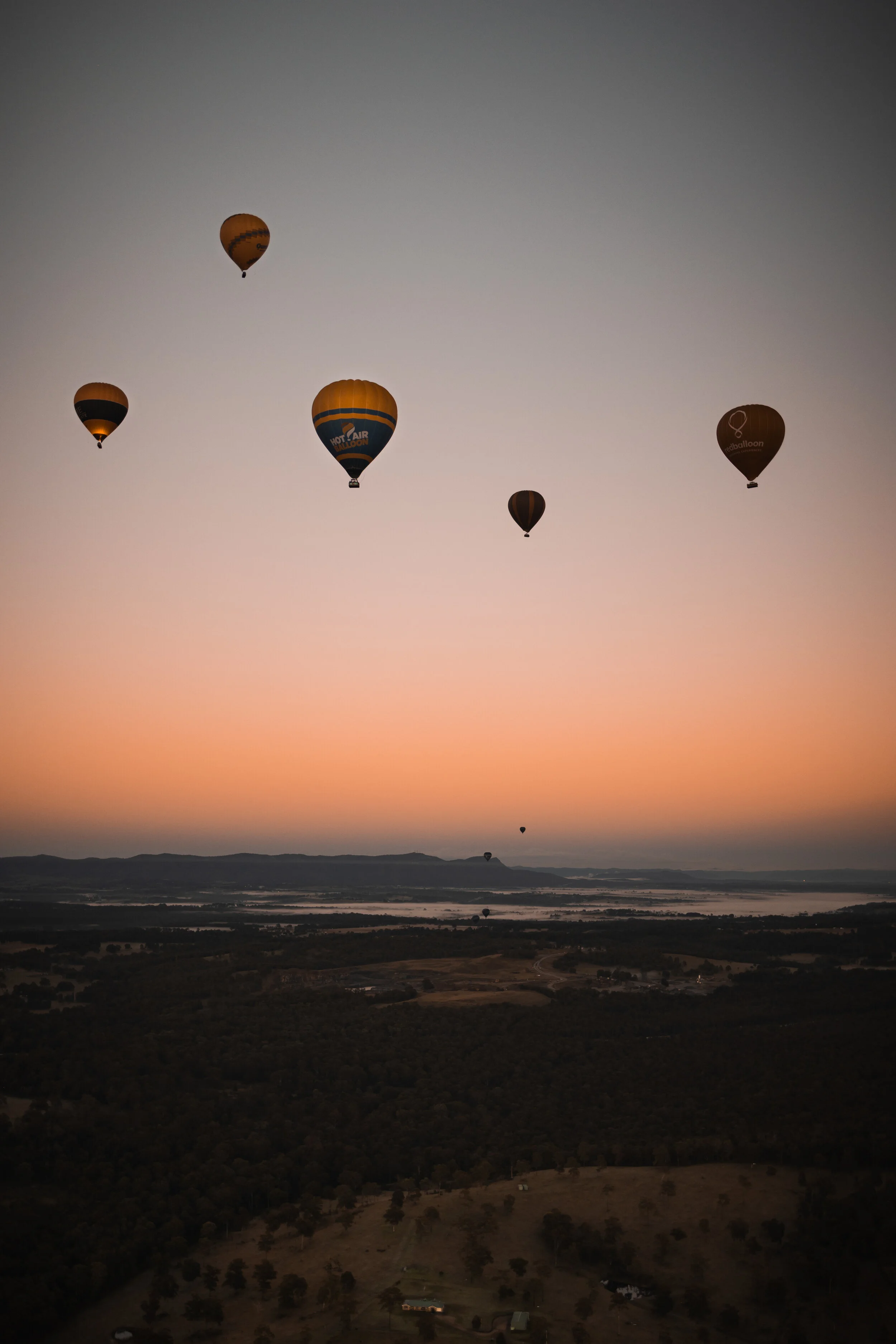 Hot air ballooning in Hunter Valley, NSW