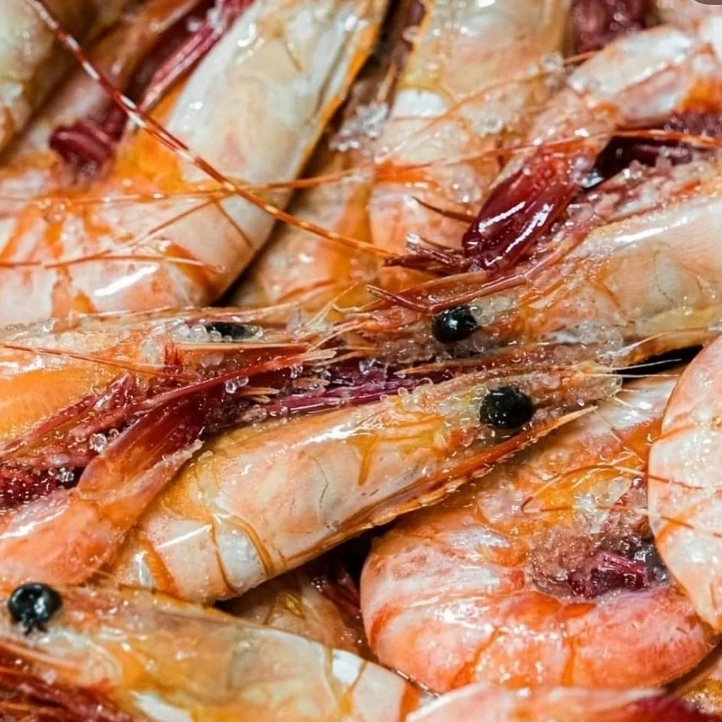 Only 1 hour and 9 minutes left to snag your seafood stash before we shut the gates for the long weekend! ππ¨
We’re off Monday to celebrate the King (and maybe sneak in a nap ππ΄) — but come Chippy Tuesday, we’re back, batter than