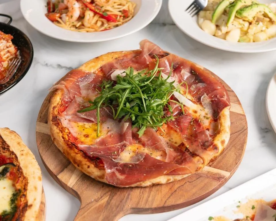 Family Style Pizza 2.jpg