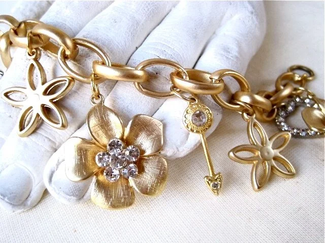 Gold Flowers Charm bracelet for girls who like glitz and glitter