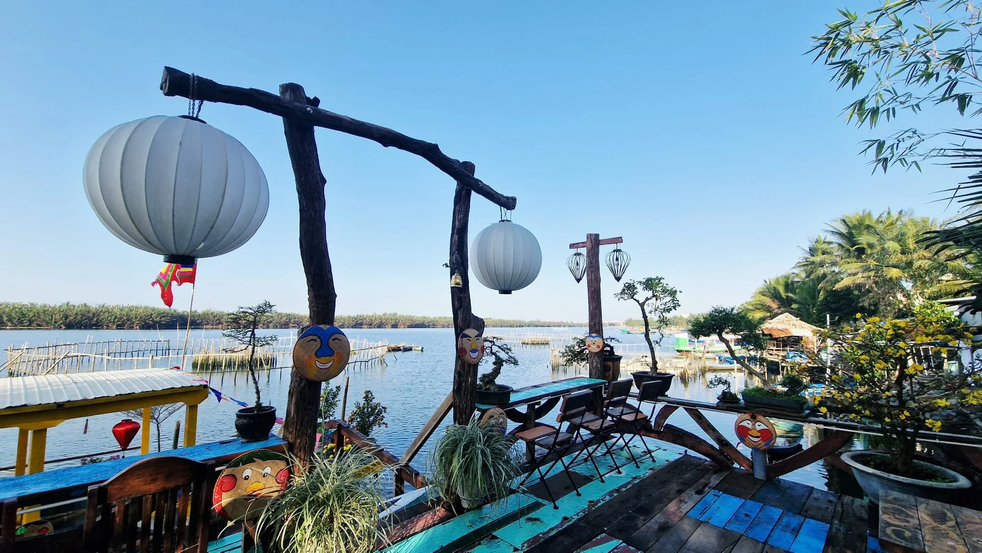 Yen Hoi An Bistro Café Cua Dai Beach Breakfast River