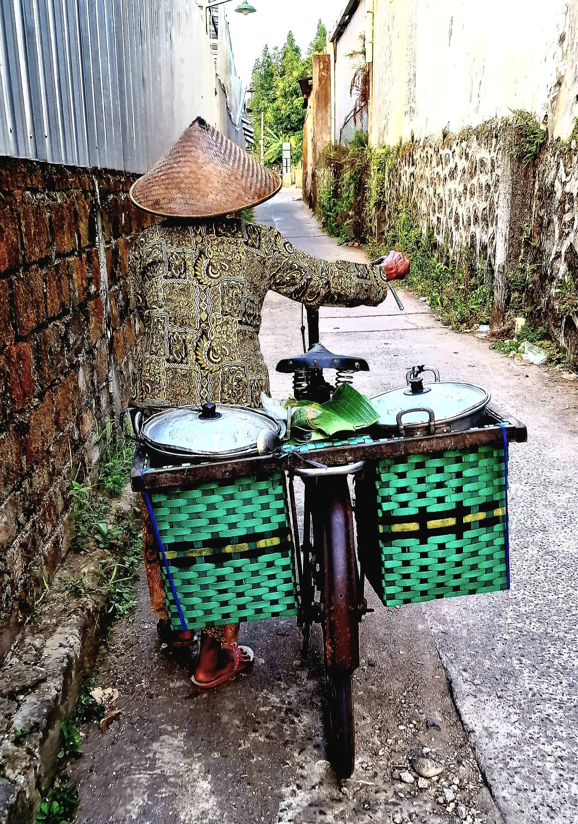 Traveling solo as a woman in Indonesia Java Kotagede