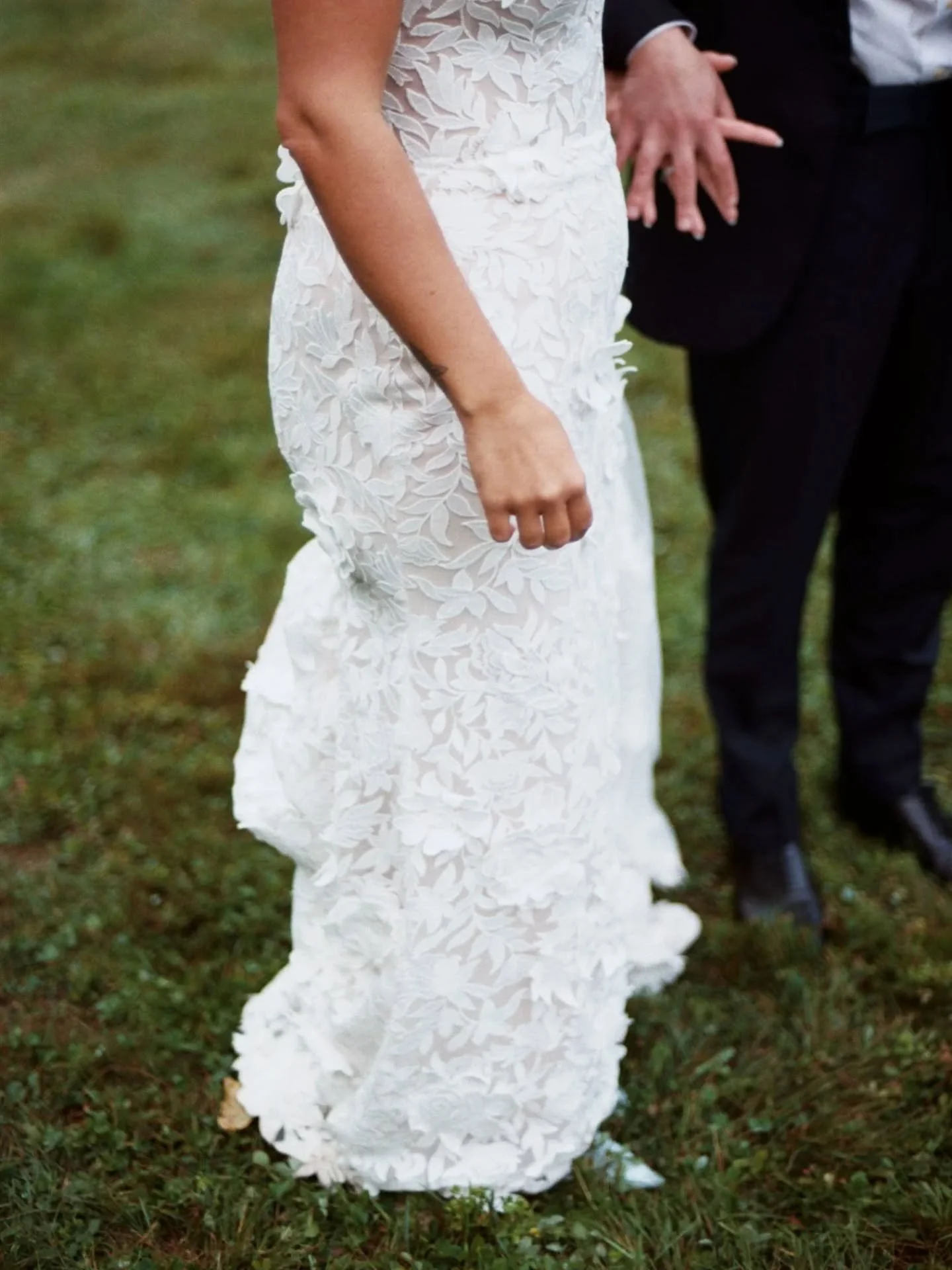 It's finally (hopefully) spring in VT, and I'm dreaming of all the beautiful moments to come this year, both personally and with all the couples who are having me tag along for their celebrations. I'm finding so much inspiration with these film scans