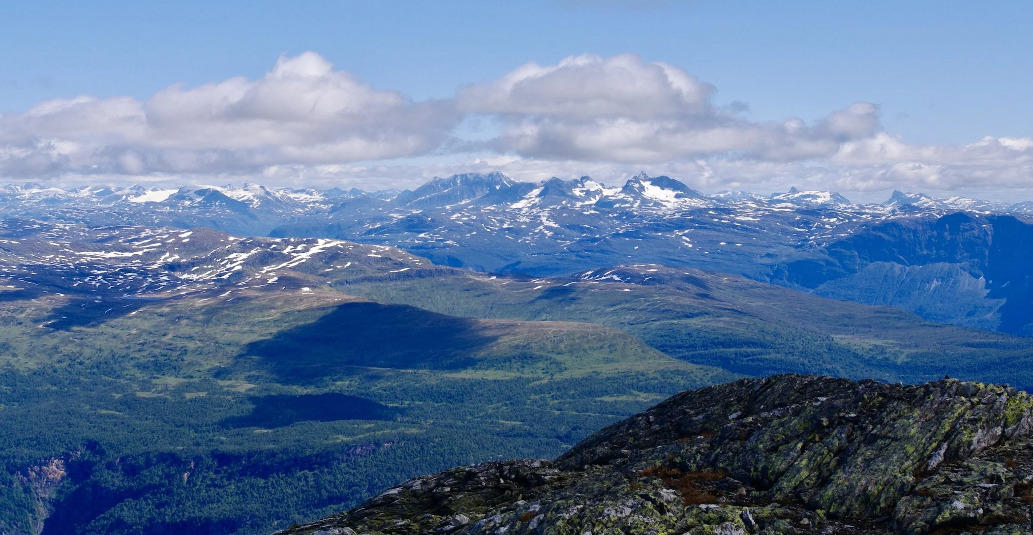 Asbjørnnosi i Luster med panoramautsikt