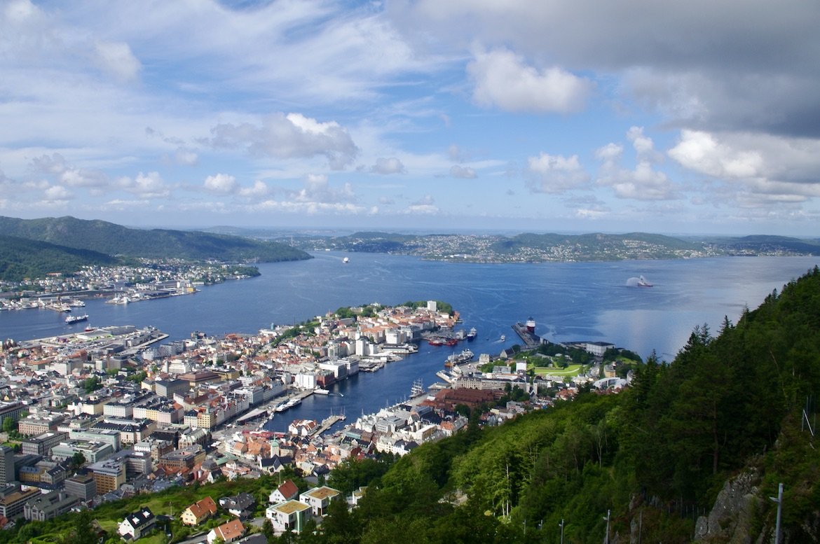 Vidden Vidden Bergen - fra Fløyen til Ulriken — Fjellvenner.no