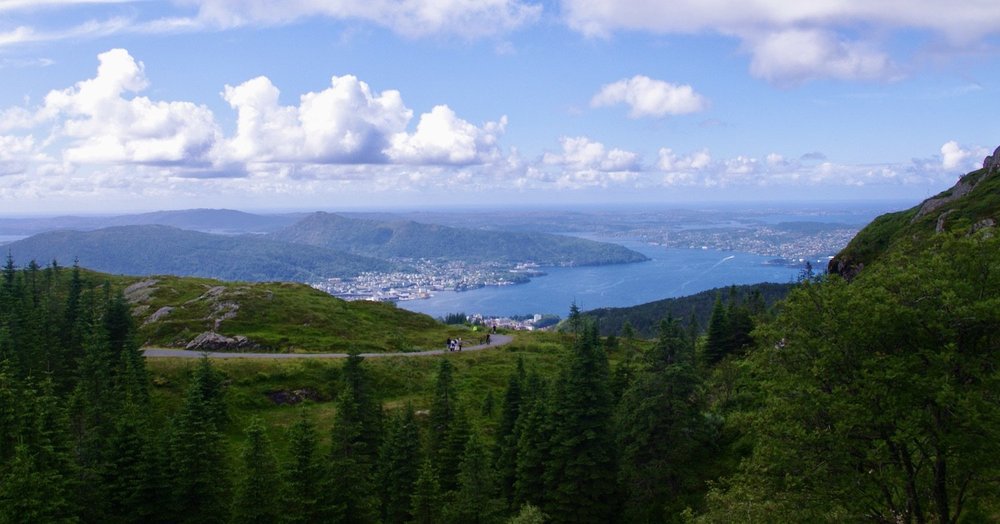 Vidden Vidden Bergen - fra Fløyen til Ulriken — Fjellvenner.no