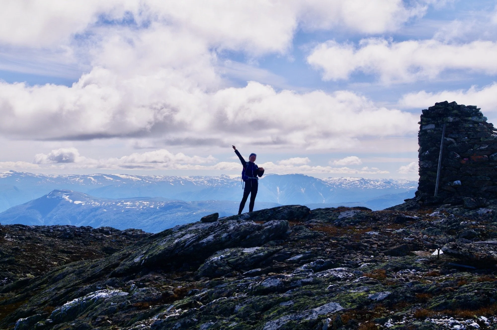 Glad fjellvenn på Asbjørnnosi 1610 moh. i Luster