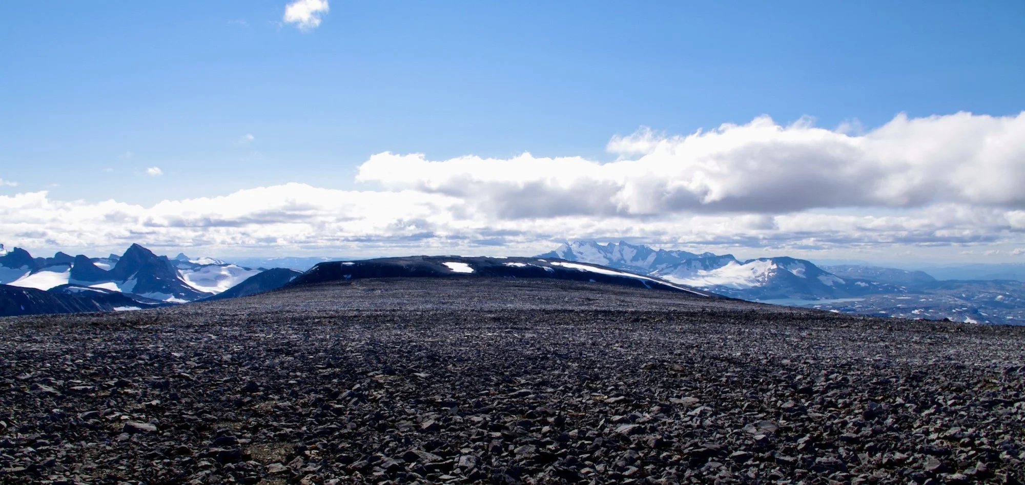 Topplatået på Loftet 2170 moh._Jotunheimen