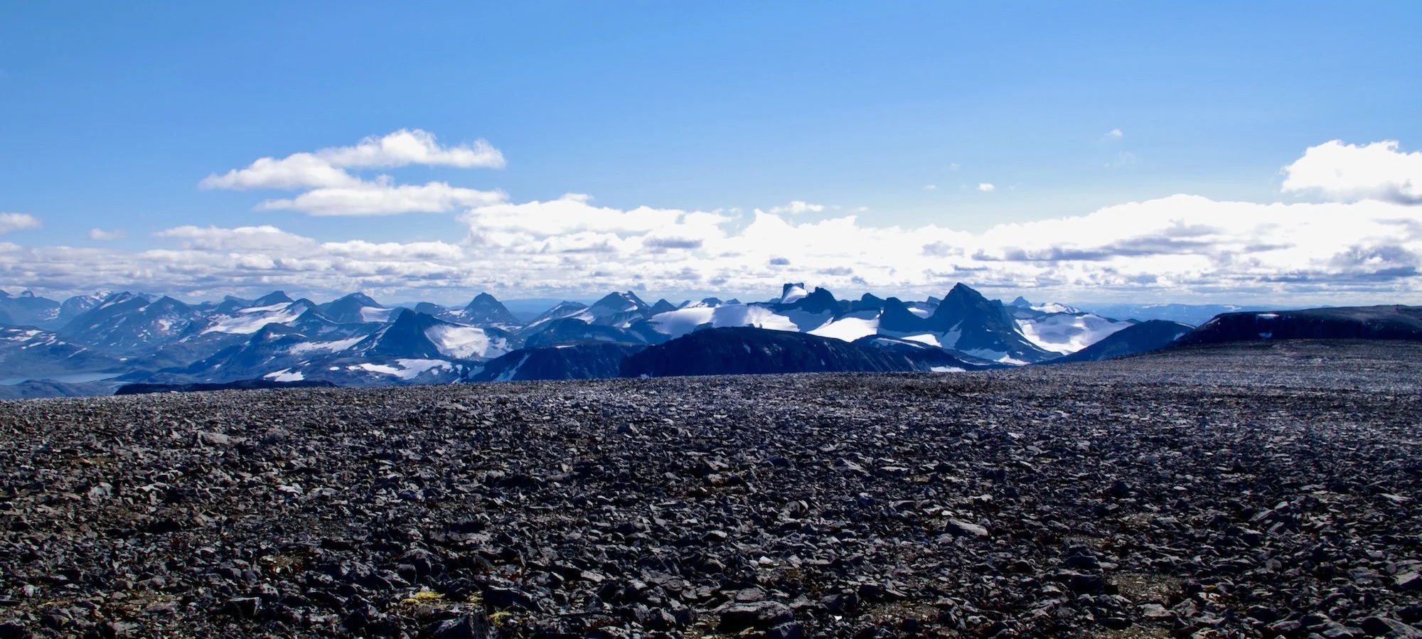 På toppen av Loftet i Jotunheimen