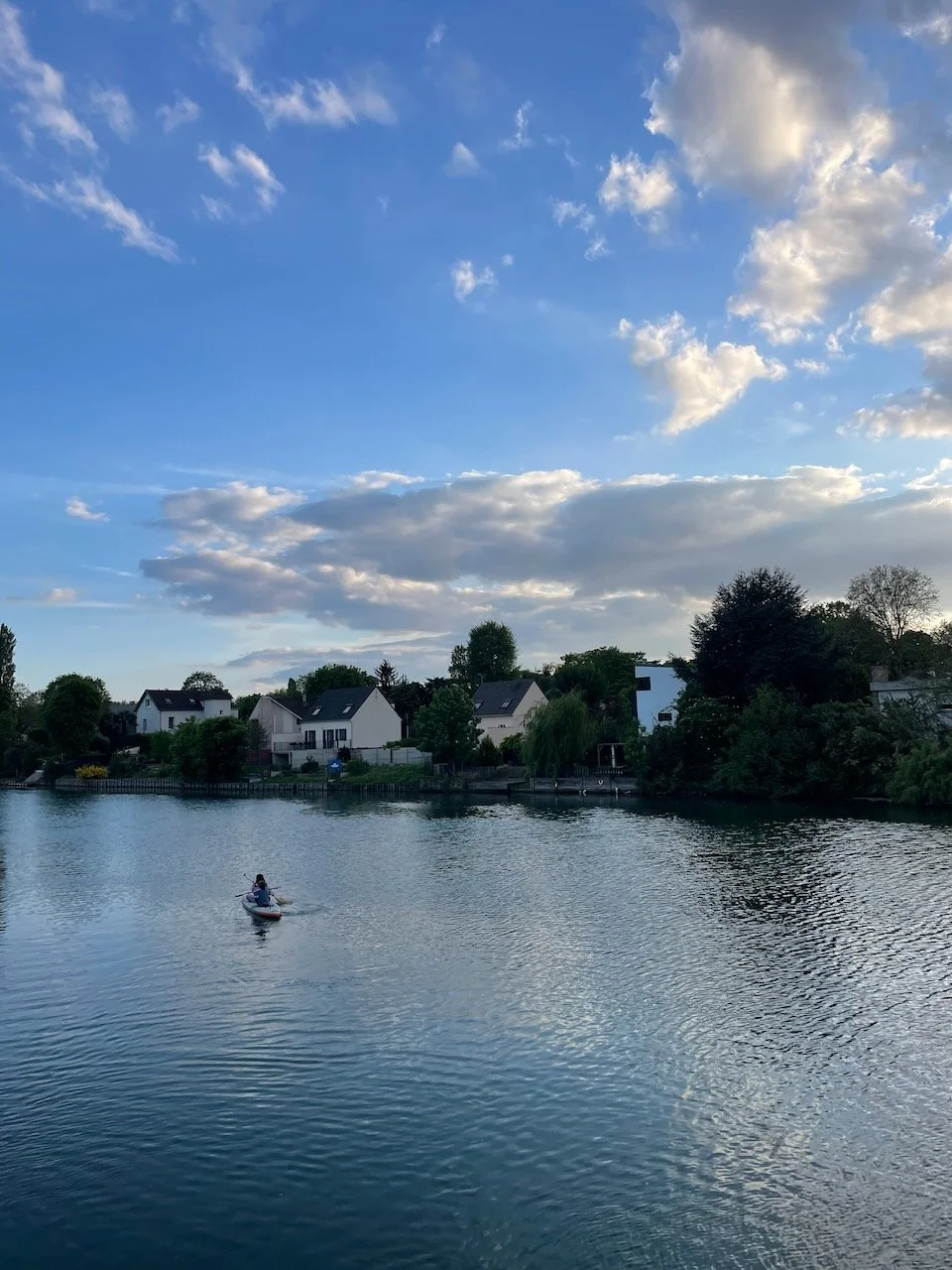 Paris : train, river, paint