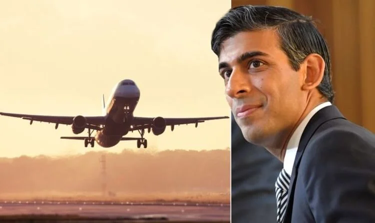 </strong>MPs urge Chancellor to extend furlough for aviation, travel and tourism workers