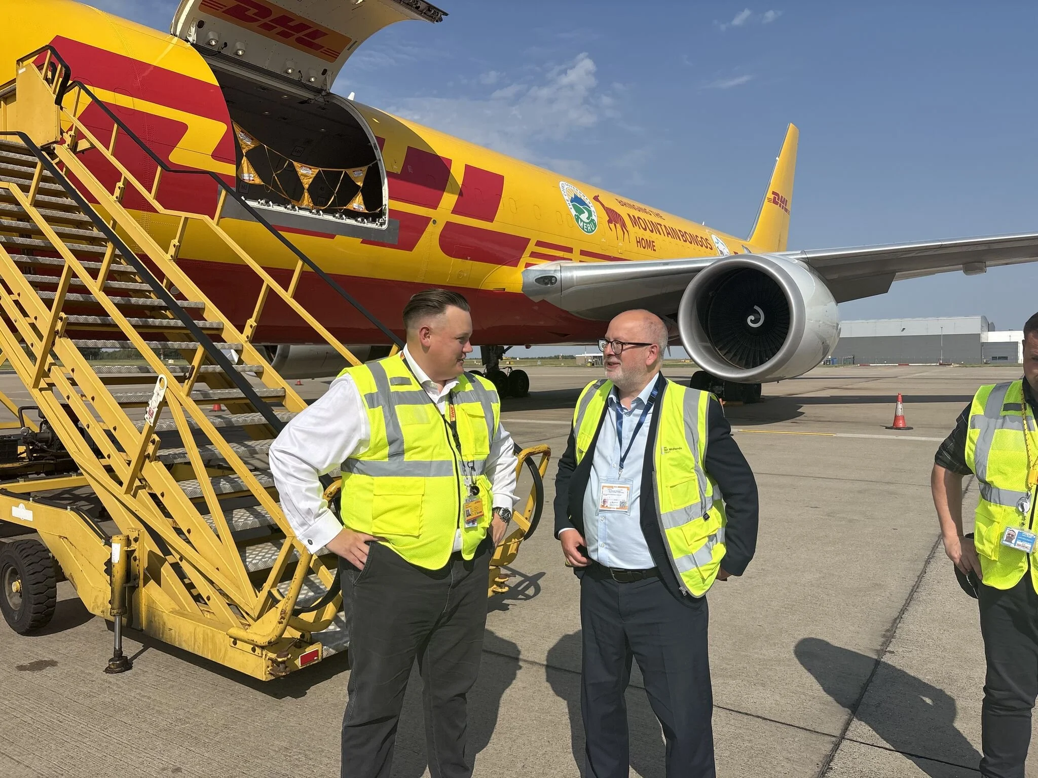 Steve Yemm MP visits East Midlands Airport