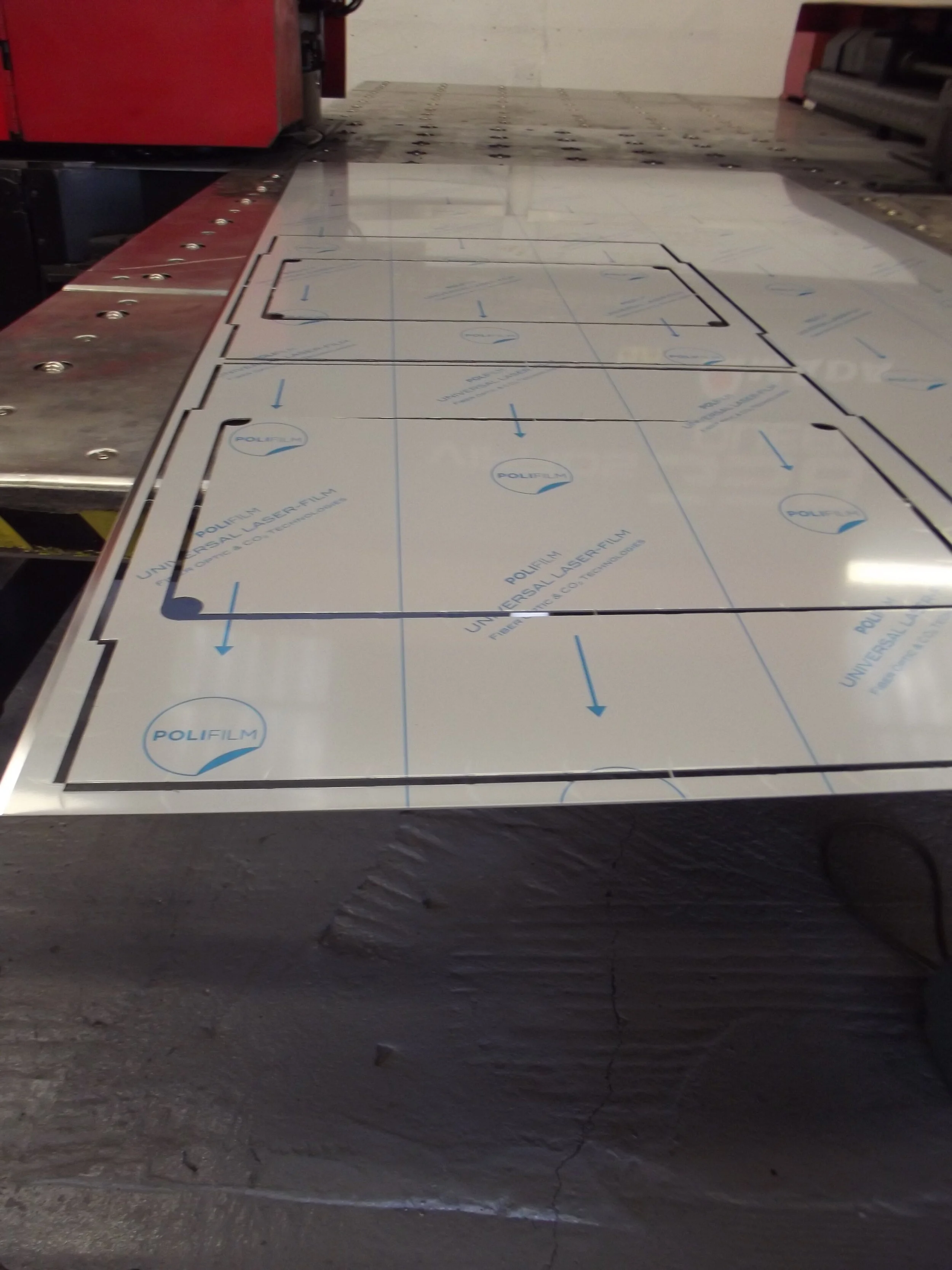 Gastronom containers - after punch.JPG