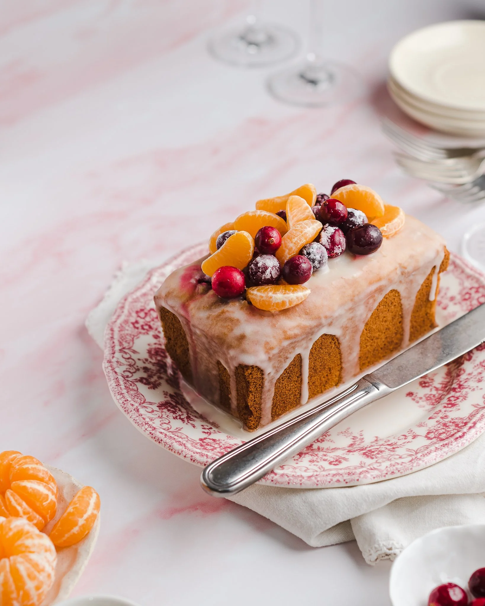 Cranberry cake avec clementines et glaçage citron vert