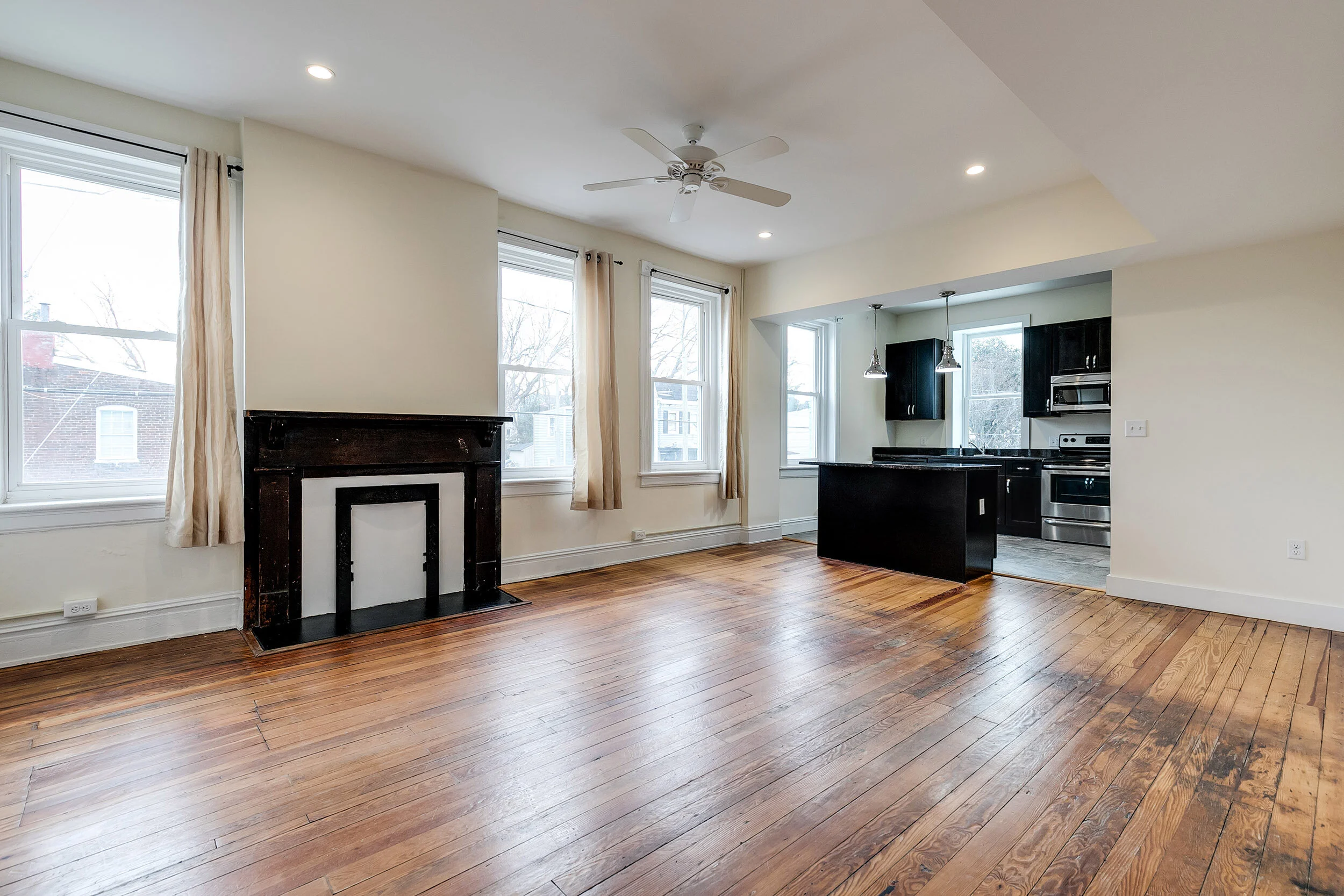 2123FairmountAve (4 of 33)_2500.jpg