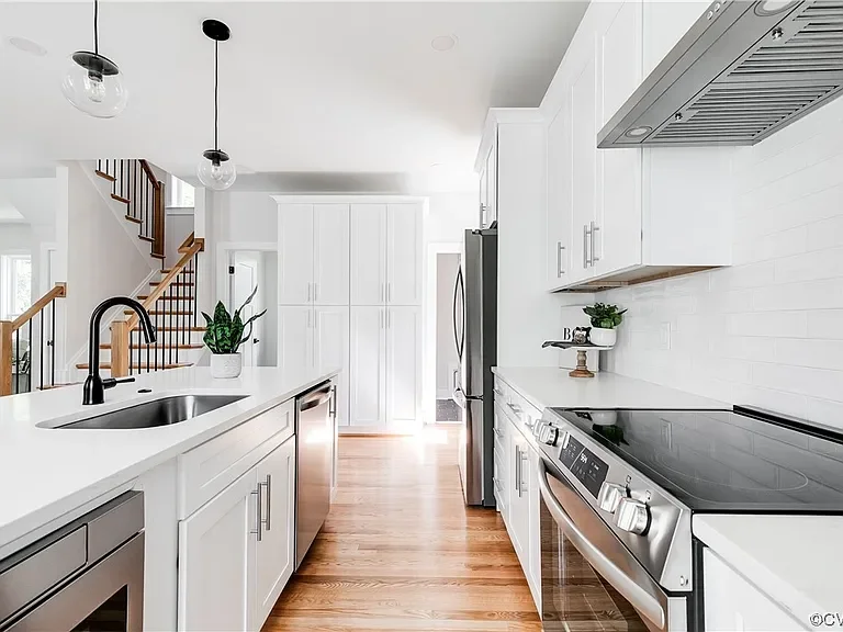 1113 N 34th_ST_10.webp