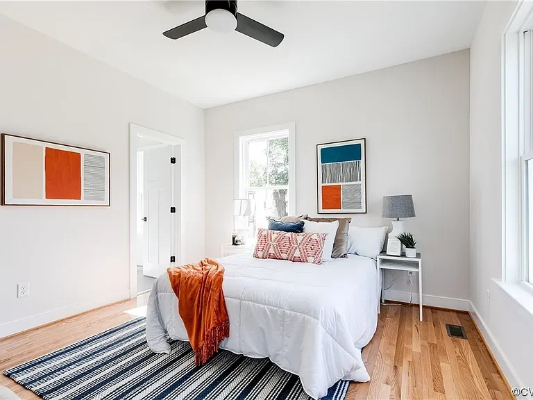 1113 N 34th_ST_15.webp