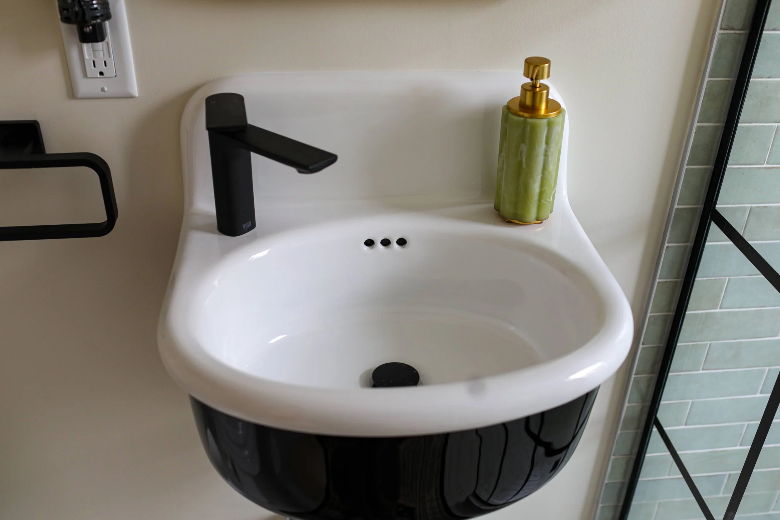 Augustine Photos-2.jpg