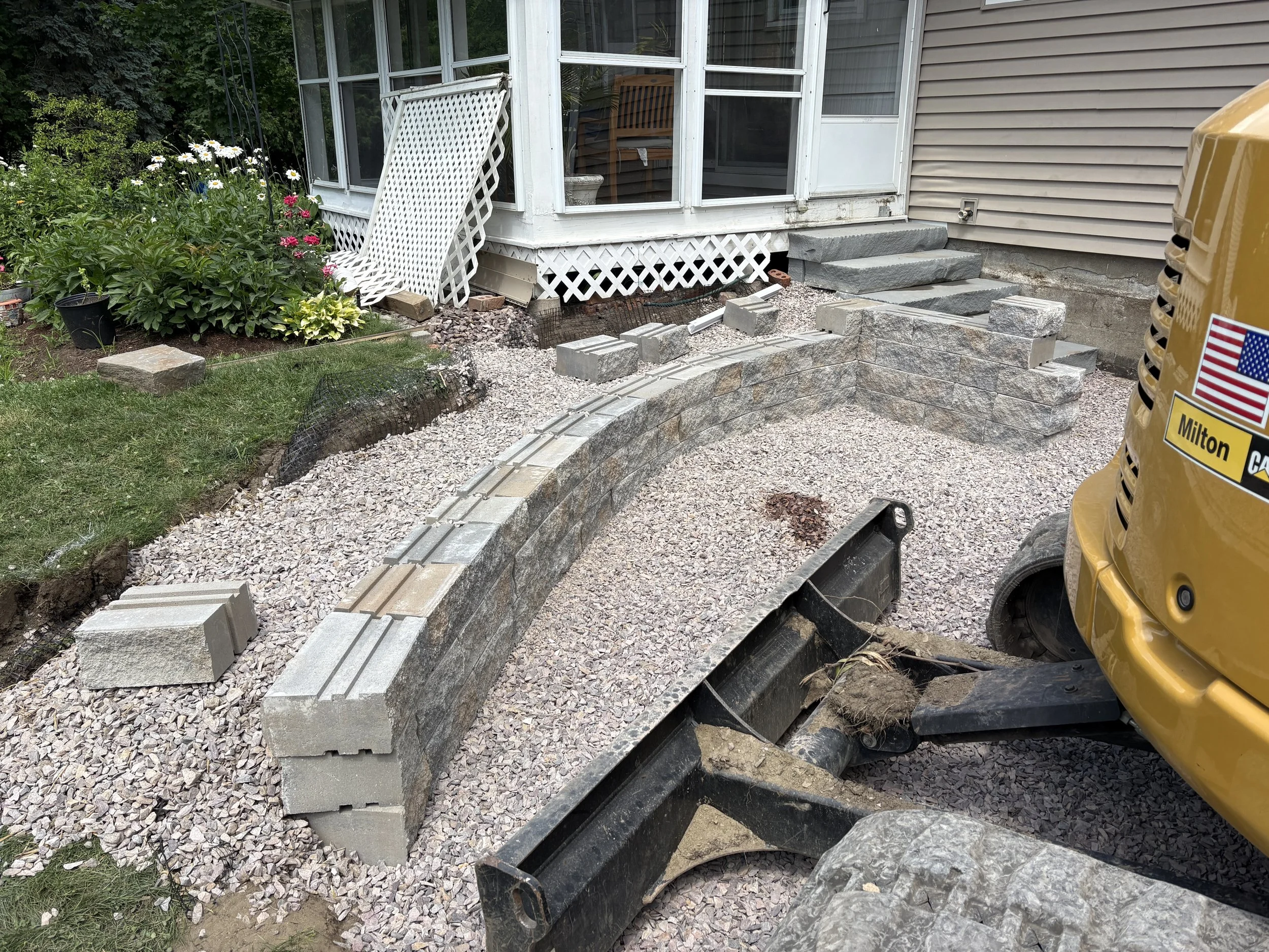 patio retaining wall built using granite