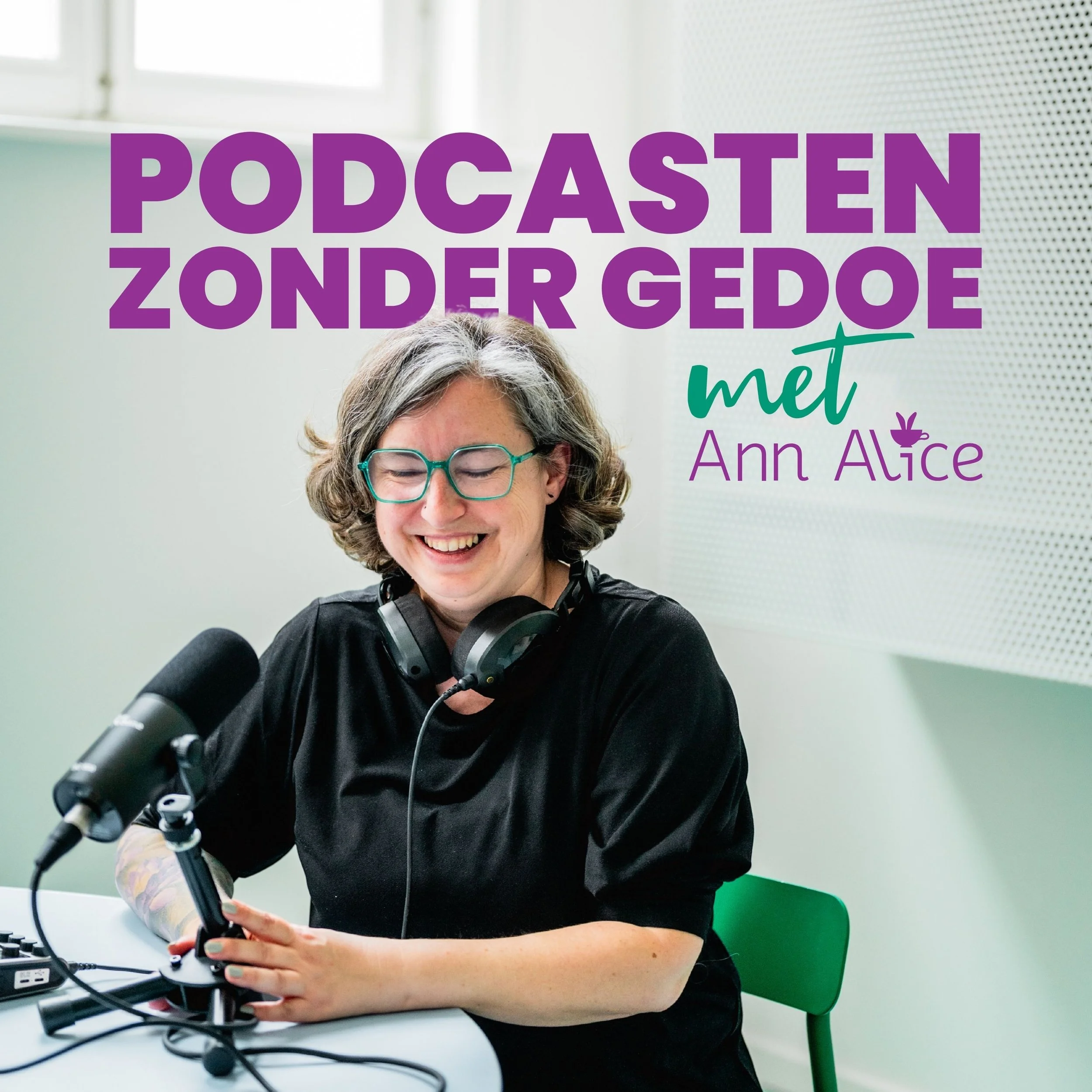 Podcasten Zonder Gedoe, een podcast over podcasten, te vinden in je favoriete podcast app.