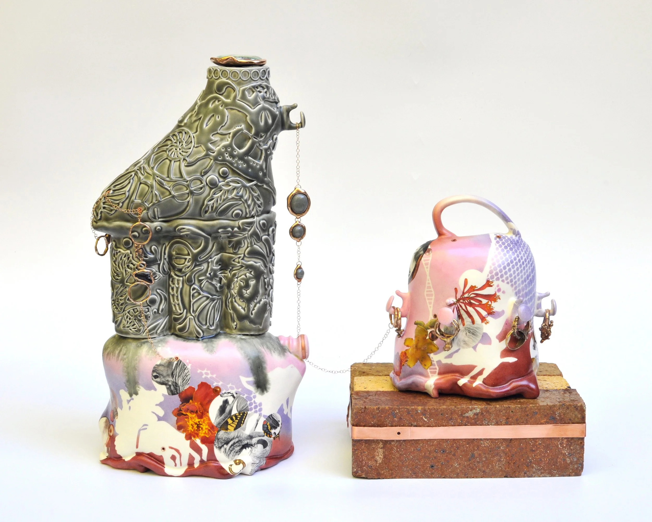 Moments Between Dog and Wolf (2022); glazed porcelain, overglaze, bronze, glaze drips, firebrick; 21 x 11 x 18 inches