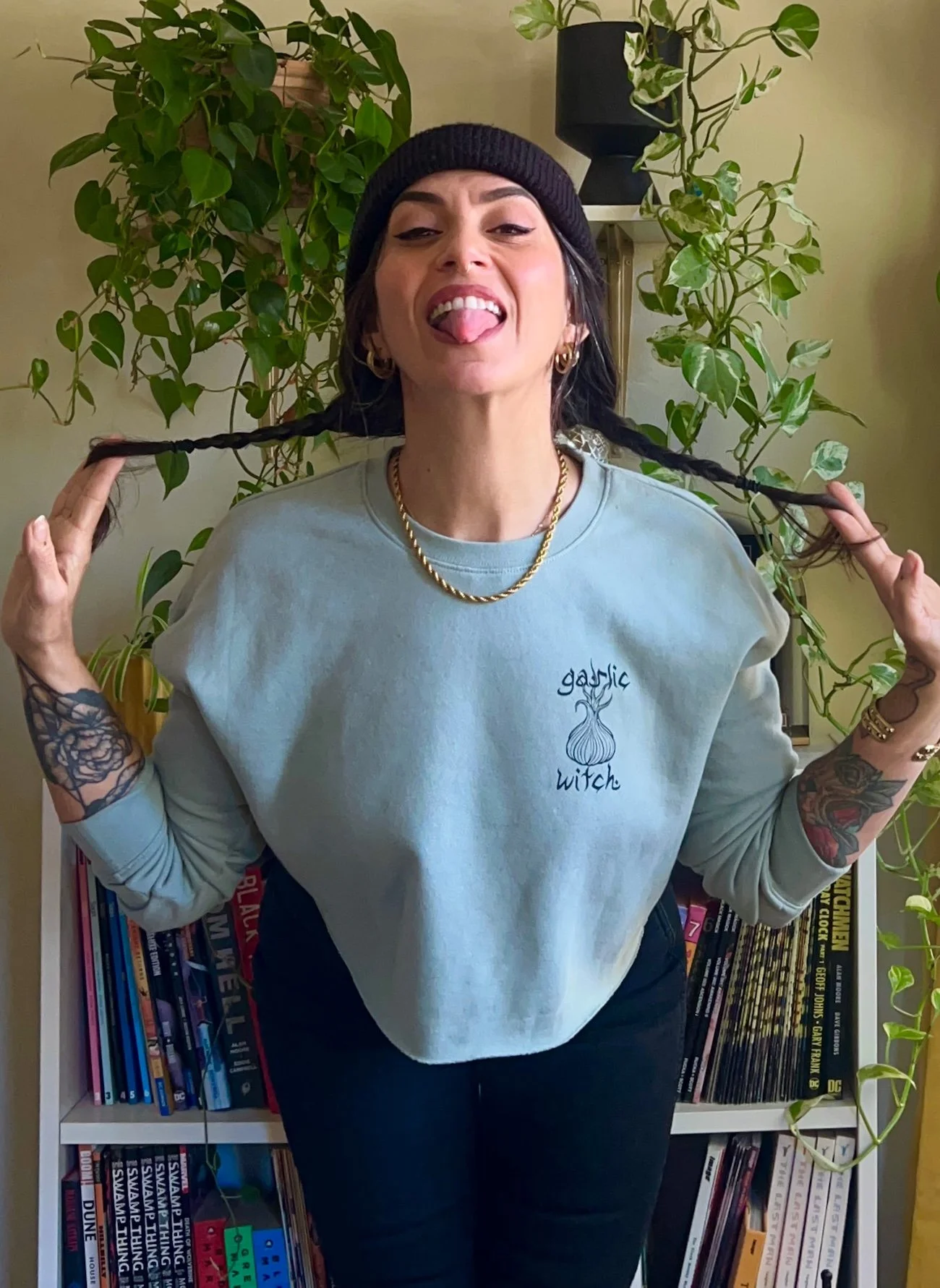 garlic witch sweatshirt web 3.jpg