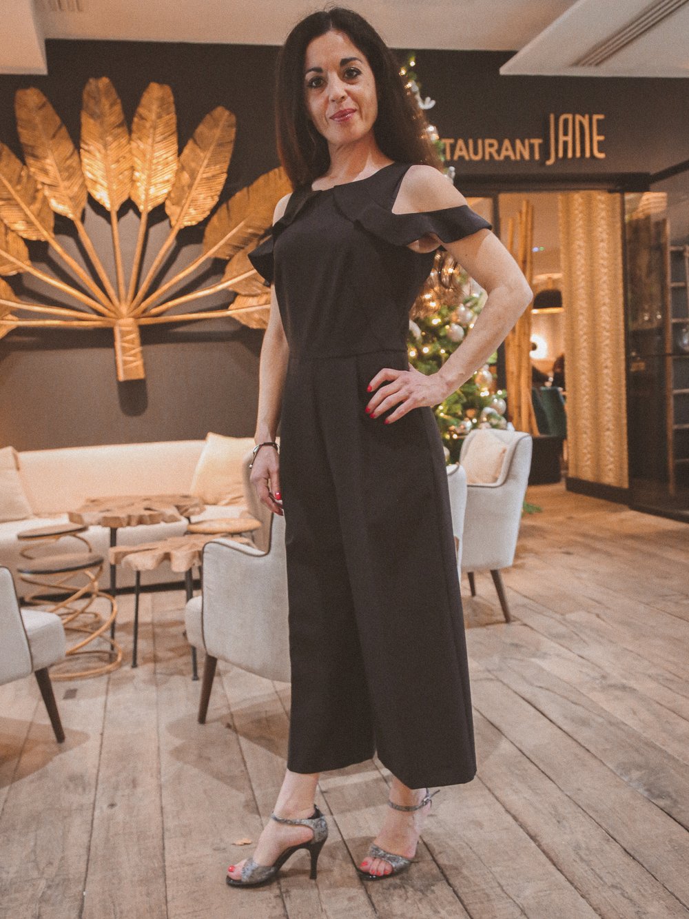 Combinaison Noire en crêpe de polyester à doubles bretelles COMMA —  Vetement original femme fashion, tenue mode chic haut de gamme